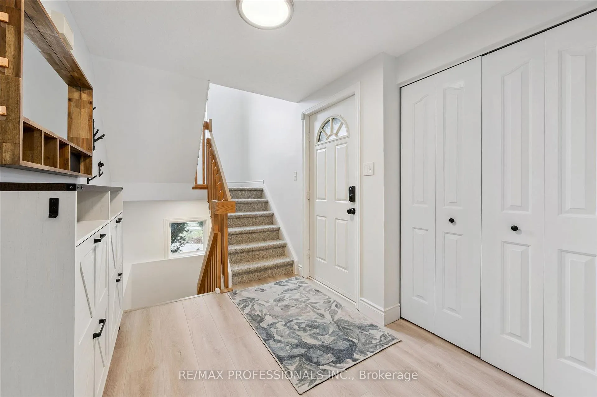 Photo 16 of 6 Orchid Crescent, Kitchener — HOMEH