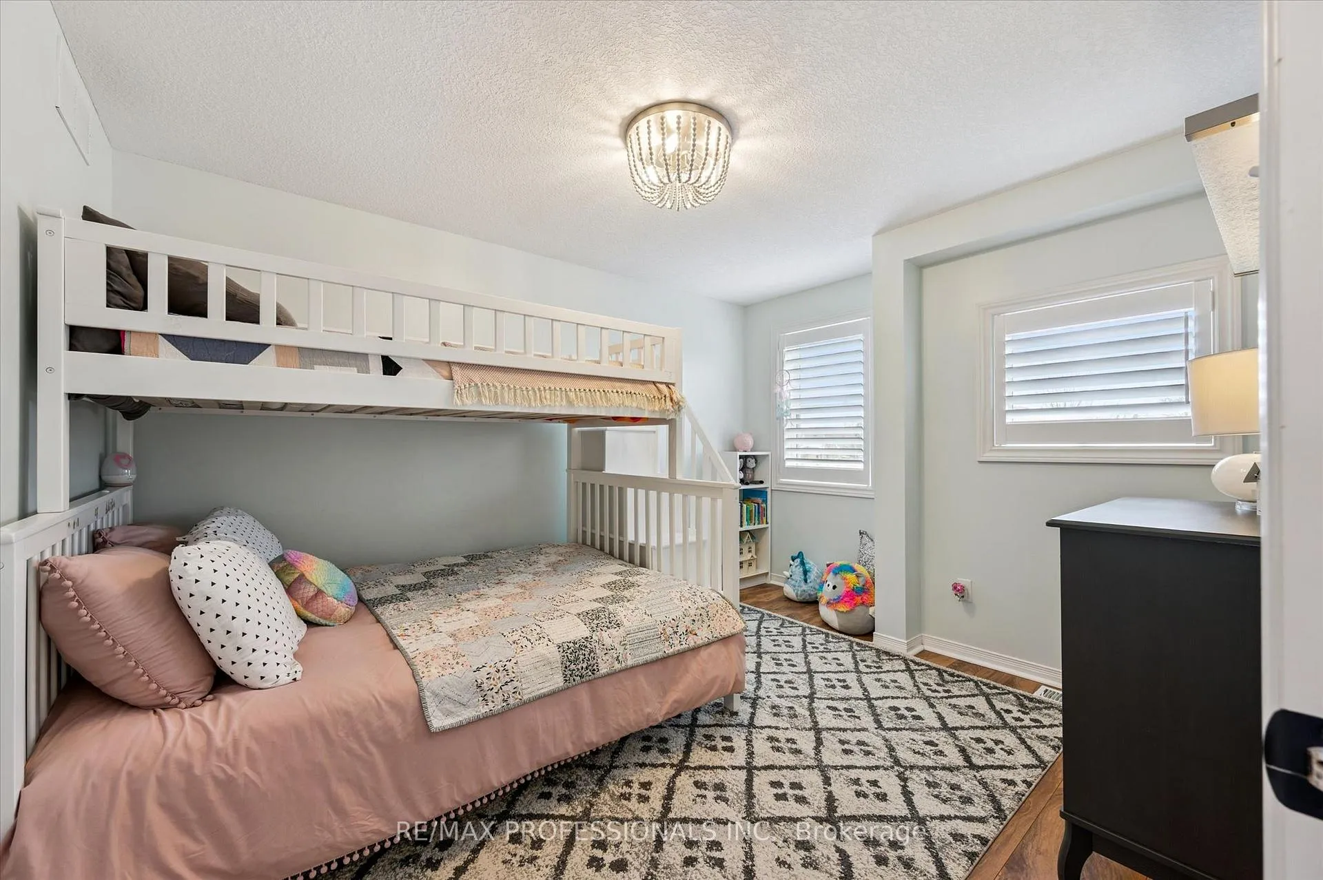 Photo 18 of 6 Orchid Crescent, Kitchener — HOMEH
