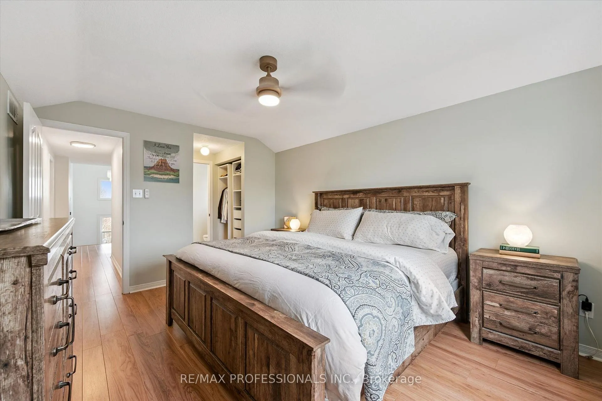 Photo 25 of 6 Orchid Crescent, Kitchener — HOMEH