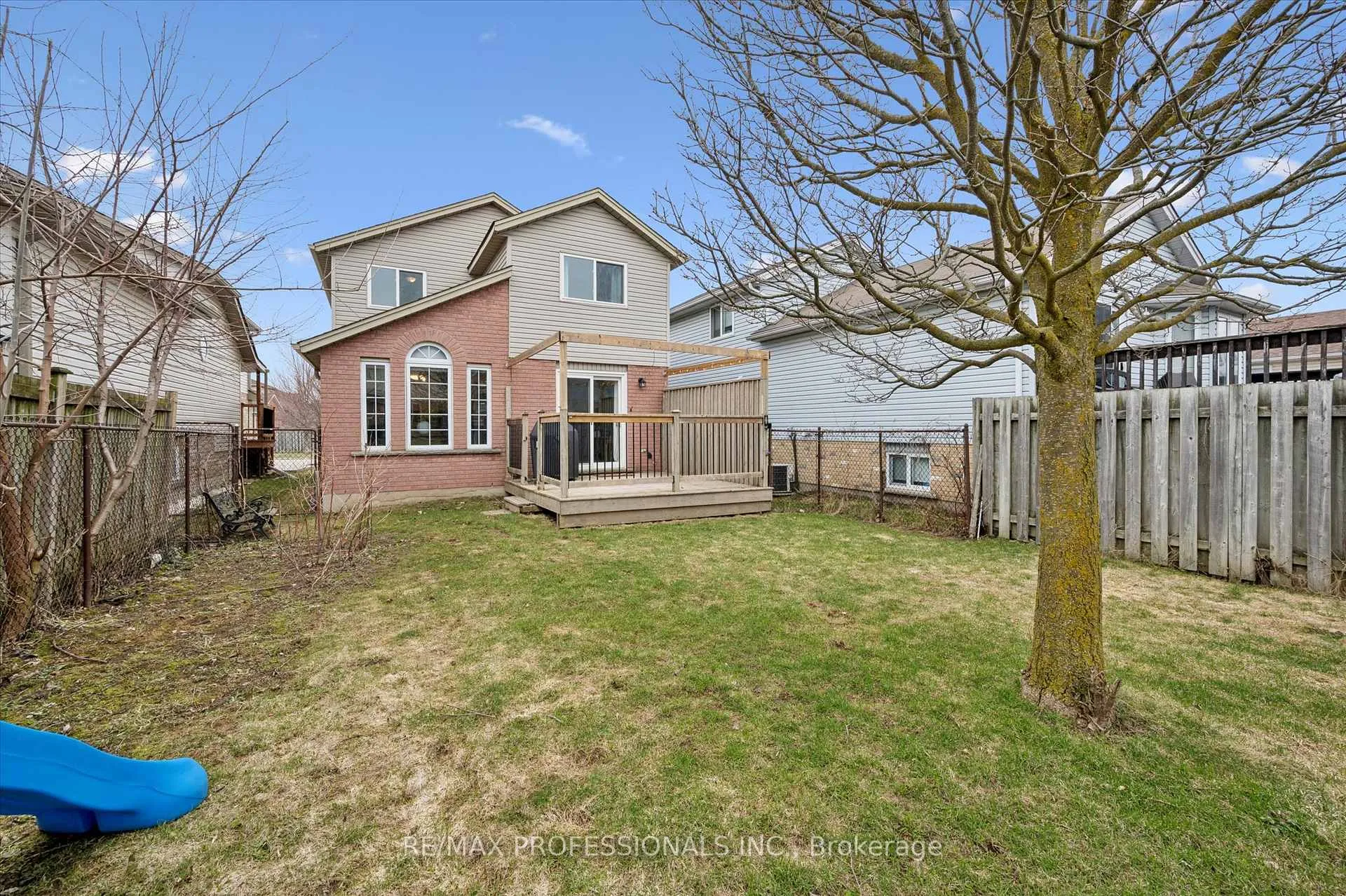 Photo 34 of 6 Orchid Crescent, Kitchener — HOMEH