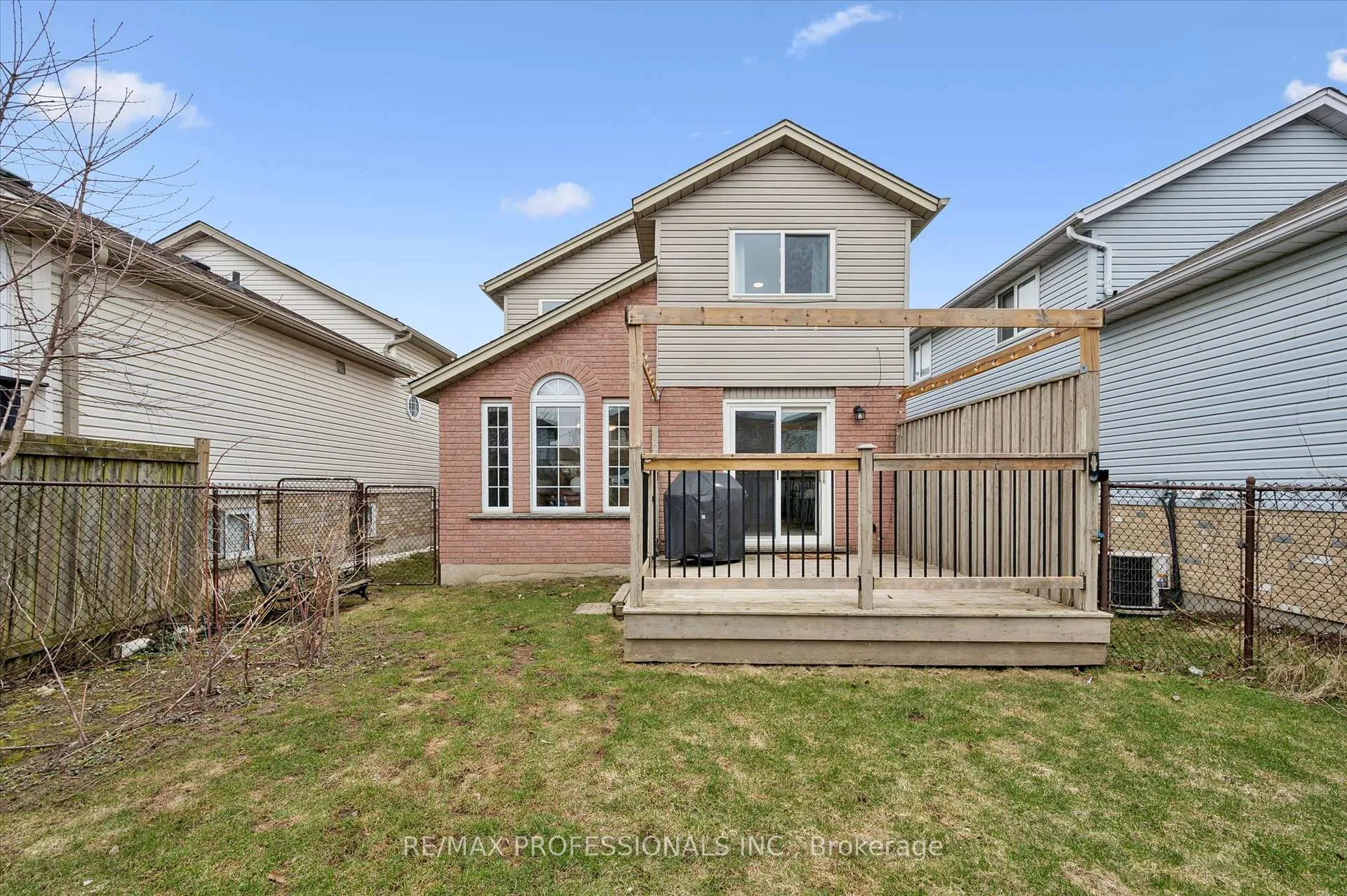 Photo 35 of 6 Orchid Crescent, Kitchener — HOMEH