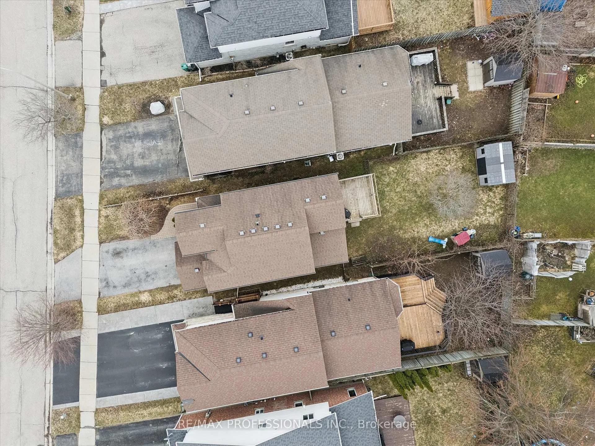 Photo 36 of 6 Orchid Crescent, Kitchener — HOMEH