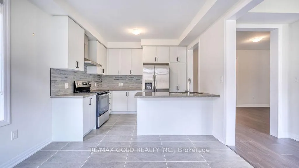 Photo 14 of 74 Northrop Avenue, Clarington, Newcastle — HOMEH