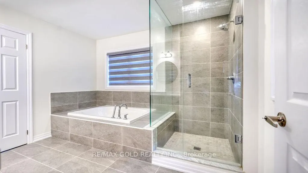 Photo 27 of 74 Northrop Avenue, Clarington, Newcastle — HOMEH