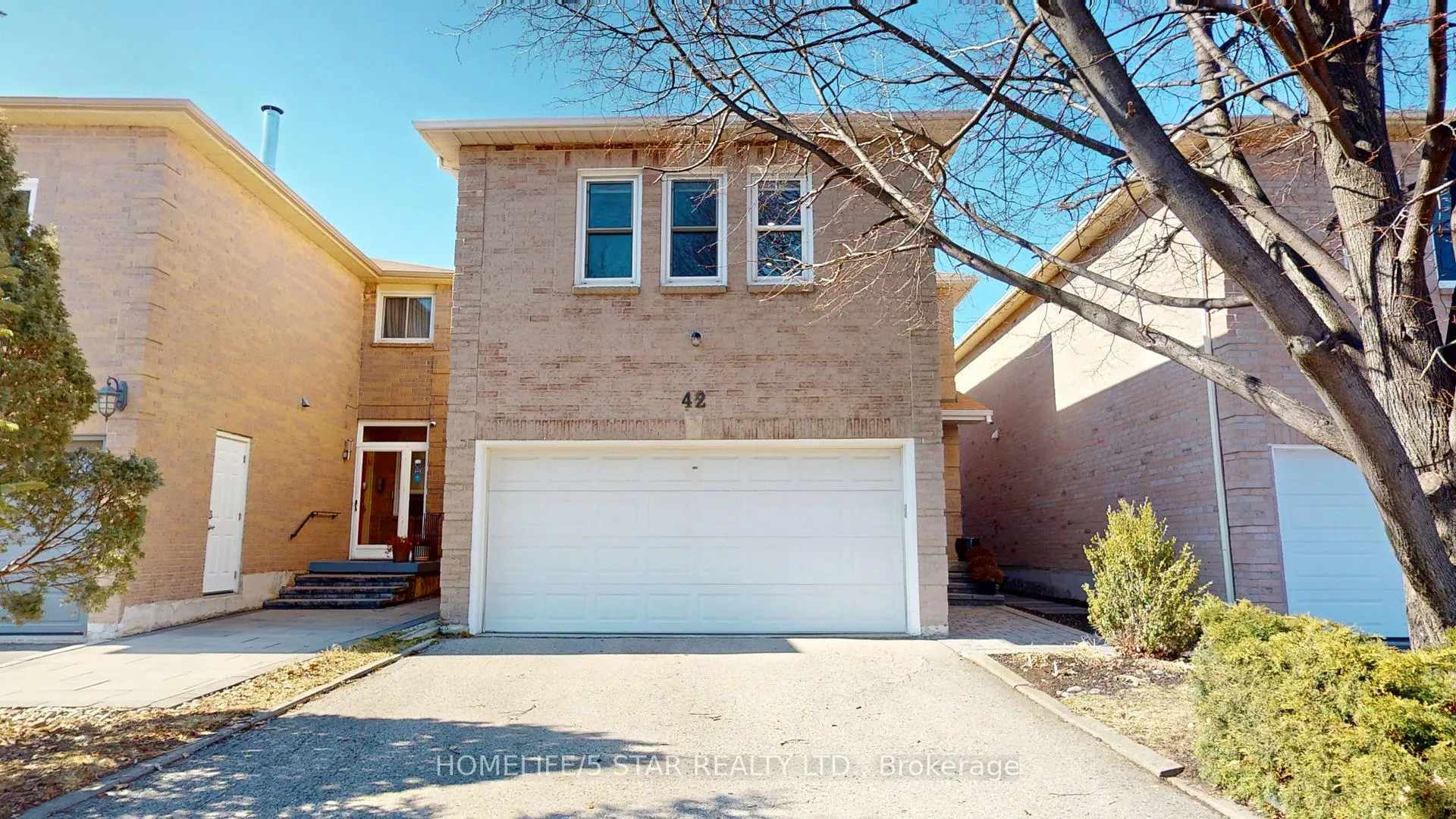 Photo 1 of 42 Pilkington Crescent, Vaughan, Brownridge — HOMEH