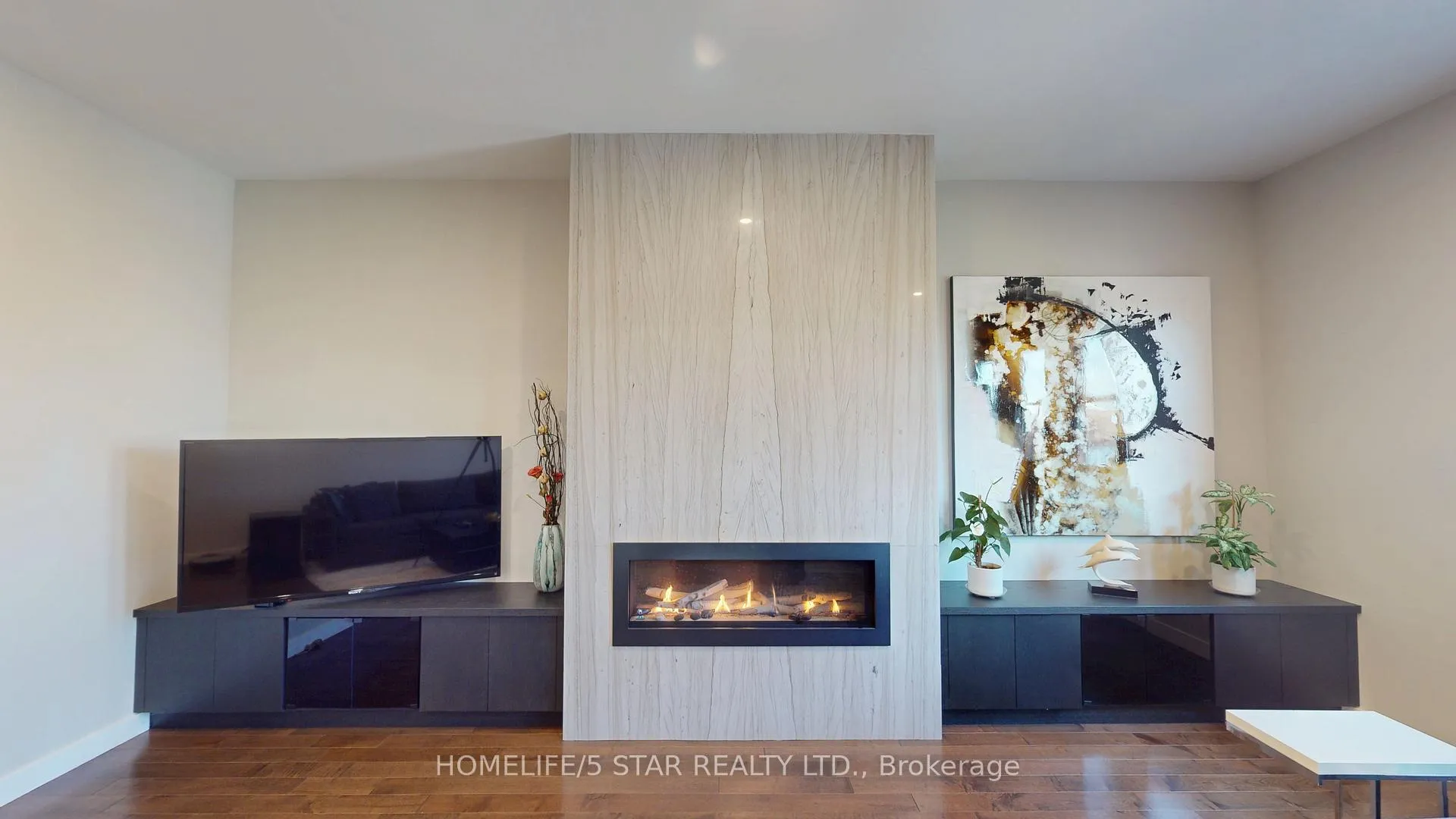 Photo 26 of 42 Pilkington Crescent, Vaughan, Brownridge — HOMEH