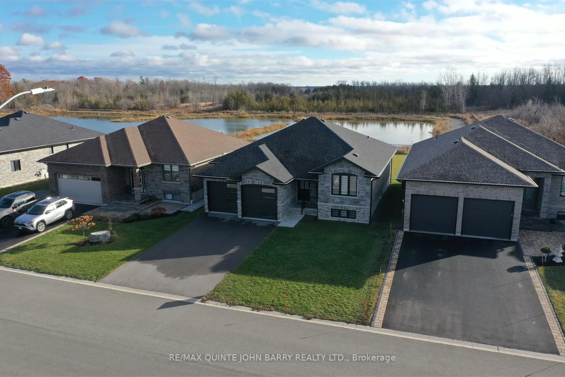 Photo 1 of 29 Cattail Crescent, Quinte West, Murray Ward — HOMEH