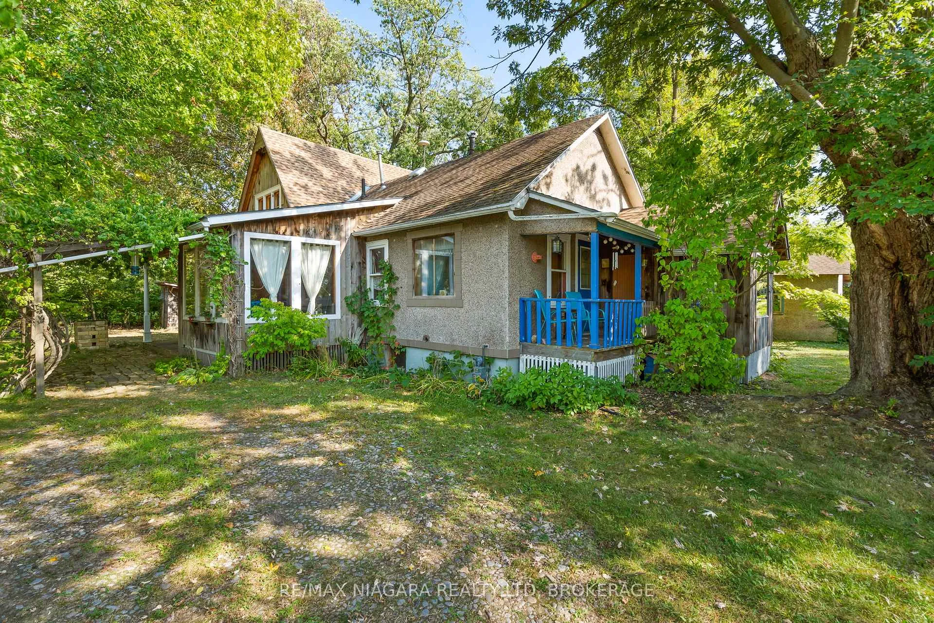 Photo 2 of 105 Weir Road, Port Colborne, Main Street — HOMEH