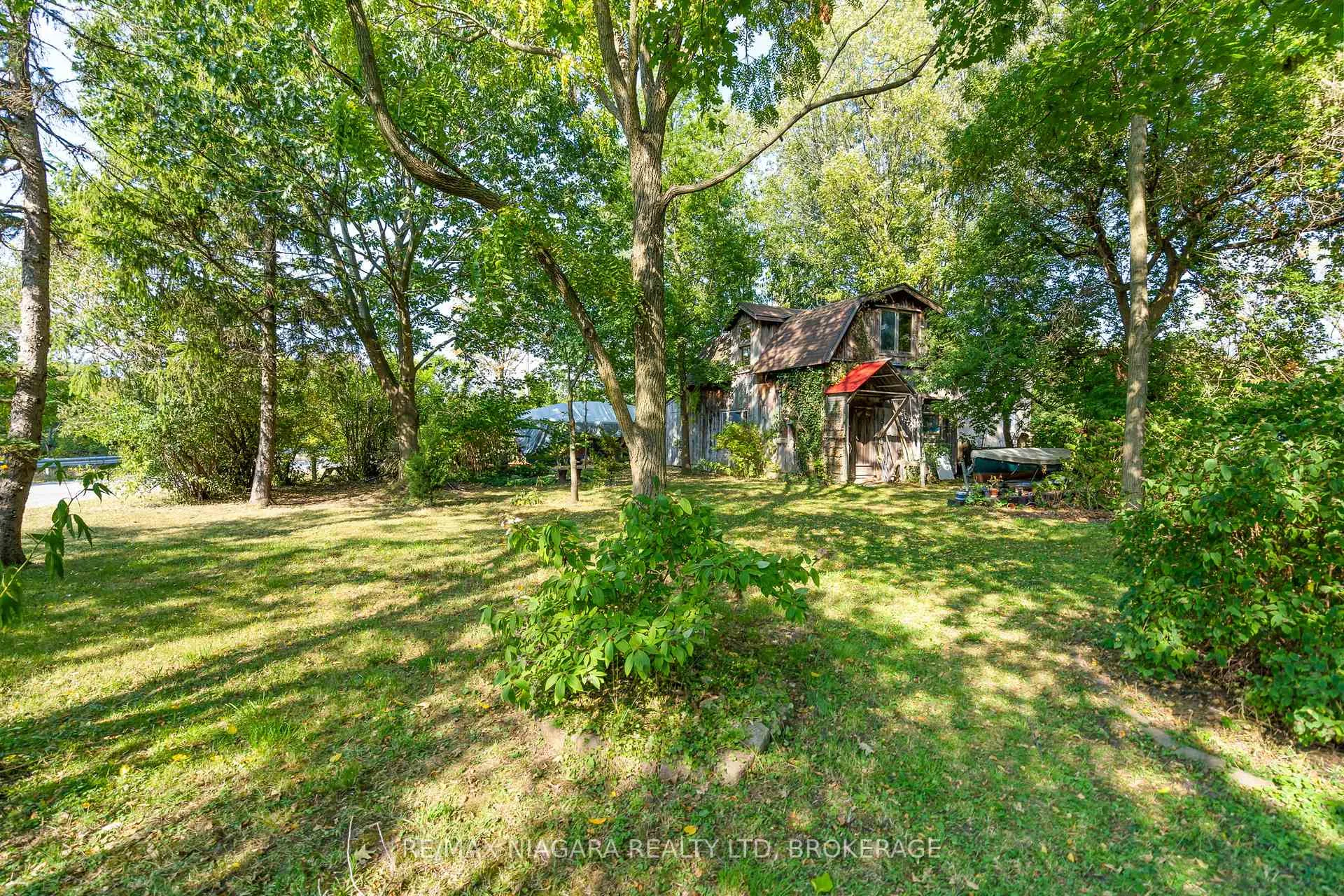 Photo 26 of 105 Weir Road, Port Colborne, Main Street — HOMEH