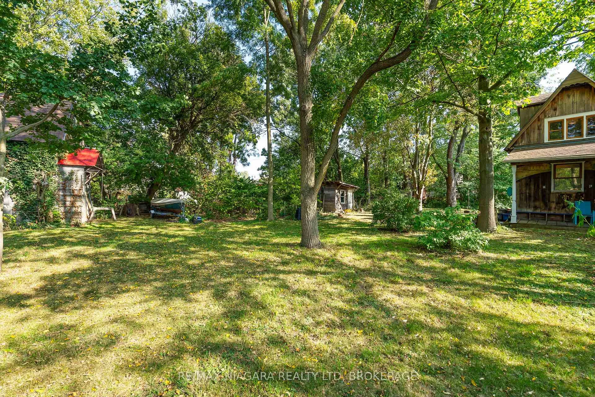 Photo 27 of 105 Weir Road, Port Colborne, Main Street — HOMEH