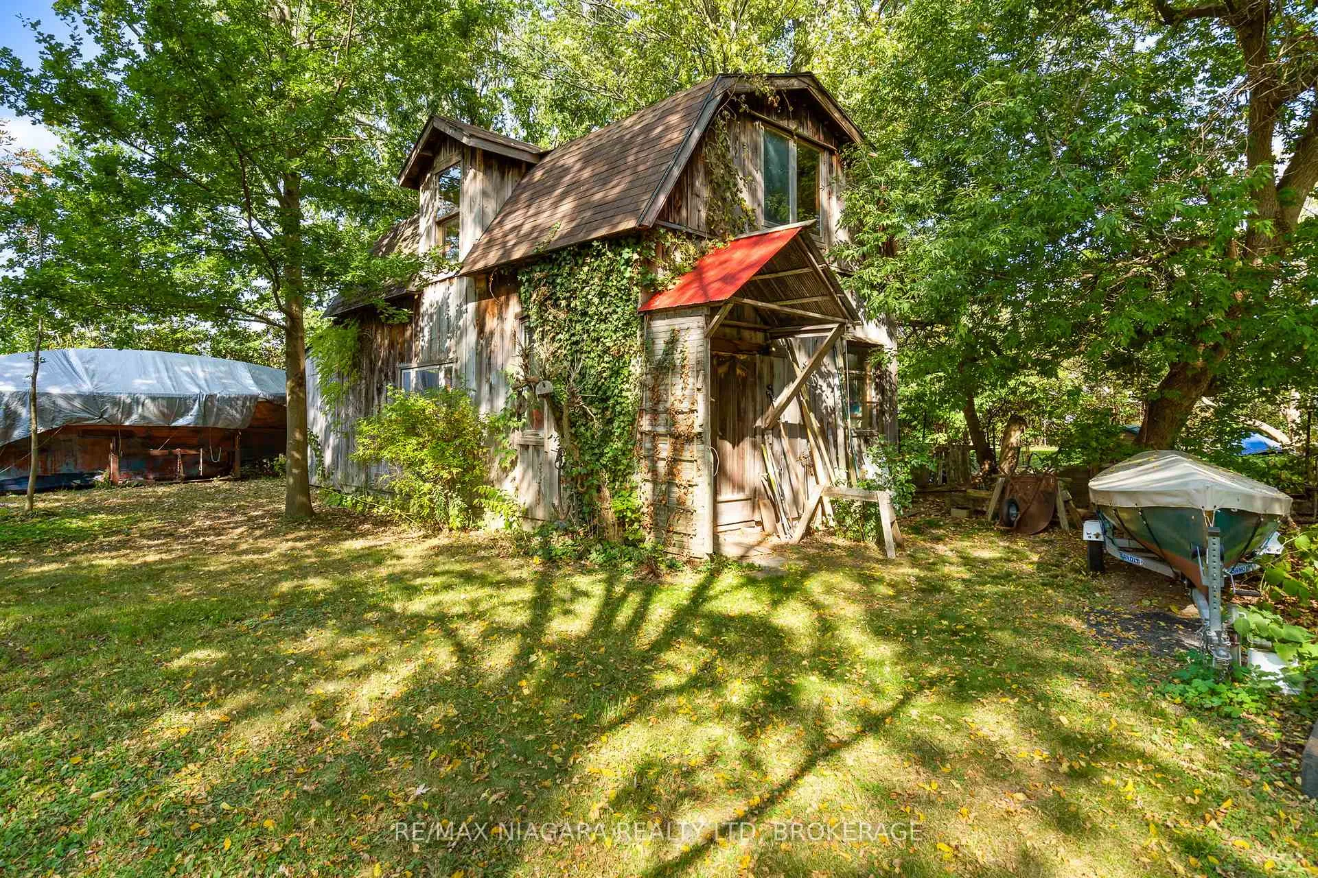 Photo 28 of 105 Weir Road, Port Colborne, Main Street — HOMEH