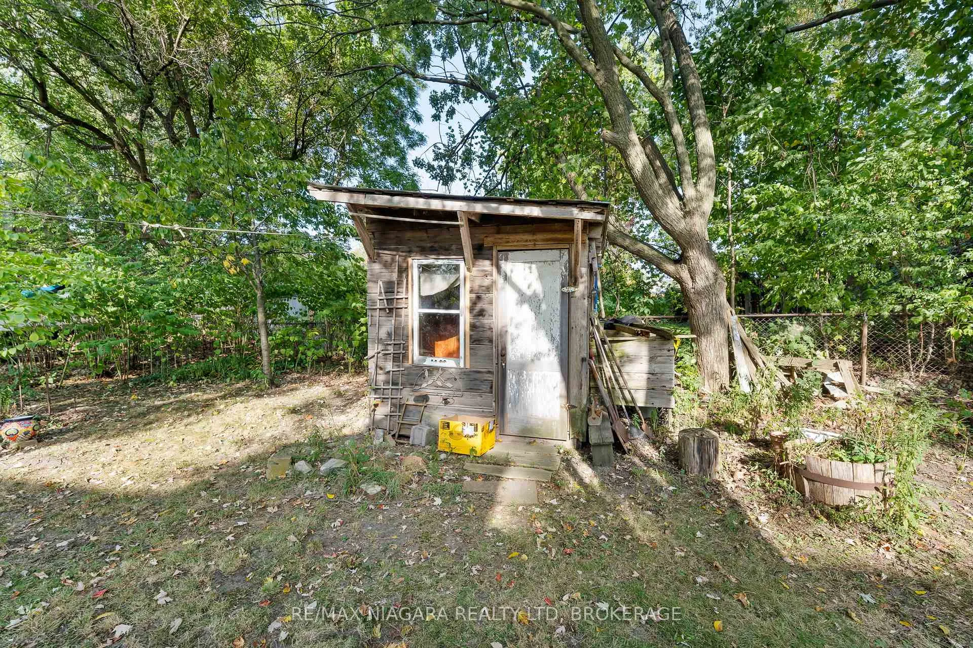 Photo 32 of 105 Weir Road, Port Colborne, Main Street — HOMEH