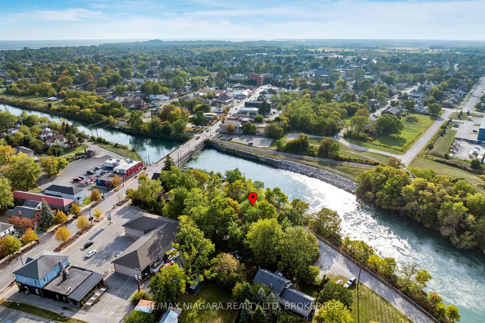 Photo 38 of 105 Weir Road, Port Colborne, Main Street — HOMEH