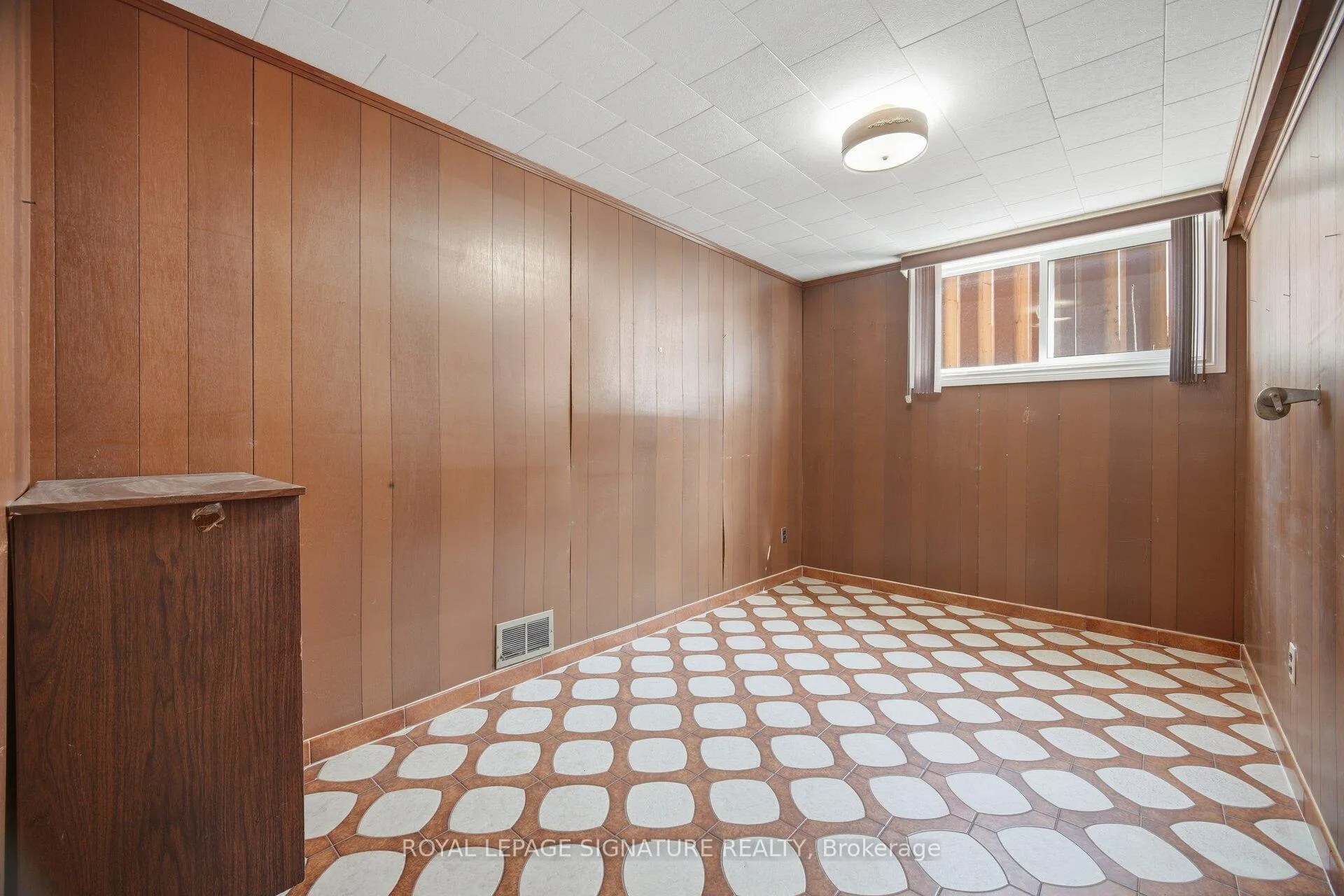 Photo 17 of 39 Darlington Drive, Hamilton, Gilbert — HOMEH