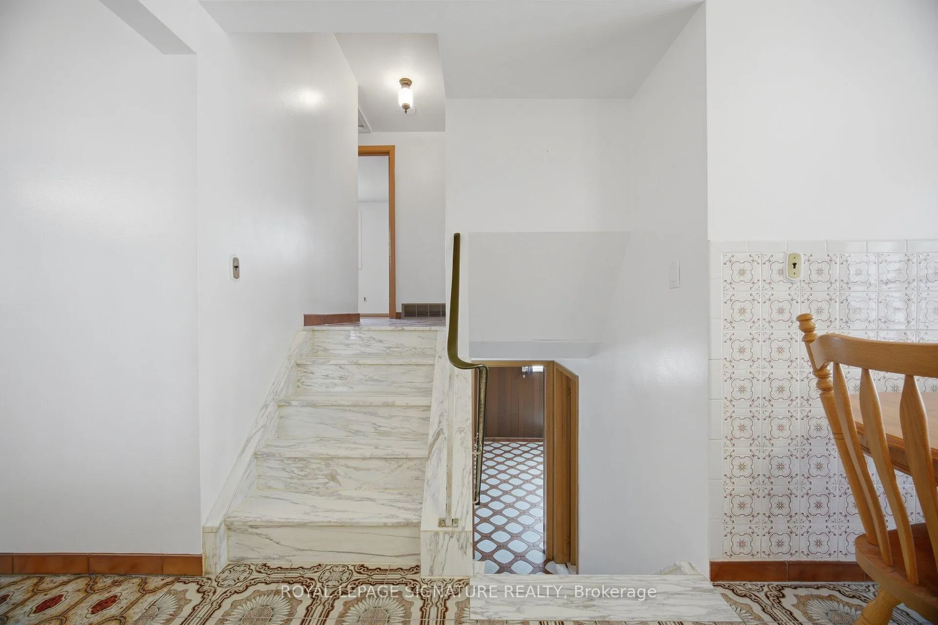 Photo 21 of 39 Darlington Drive, Hamilton, Gilbert — HOMEH