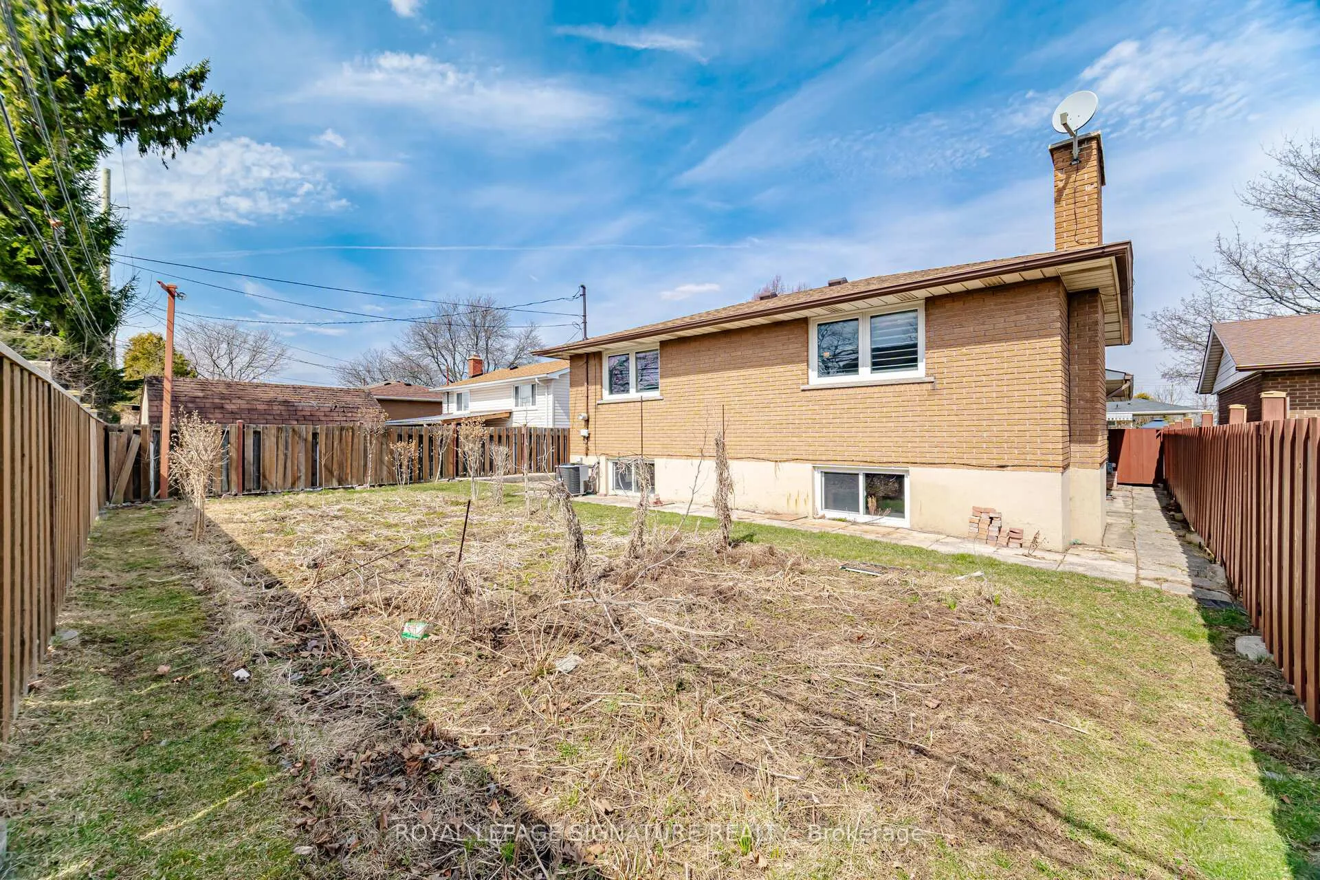 Photo 41 of 39 Darlington Drive, Hamilton, Gilbert — HOMEH