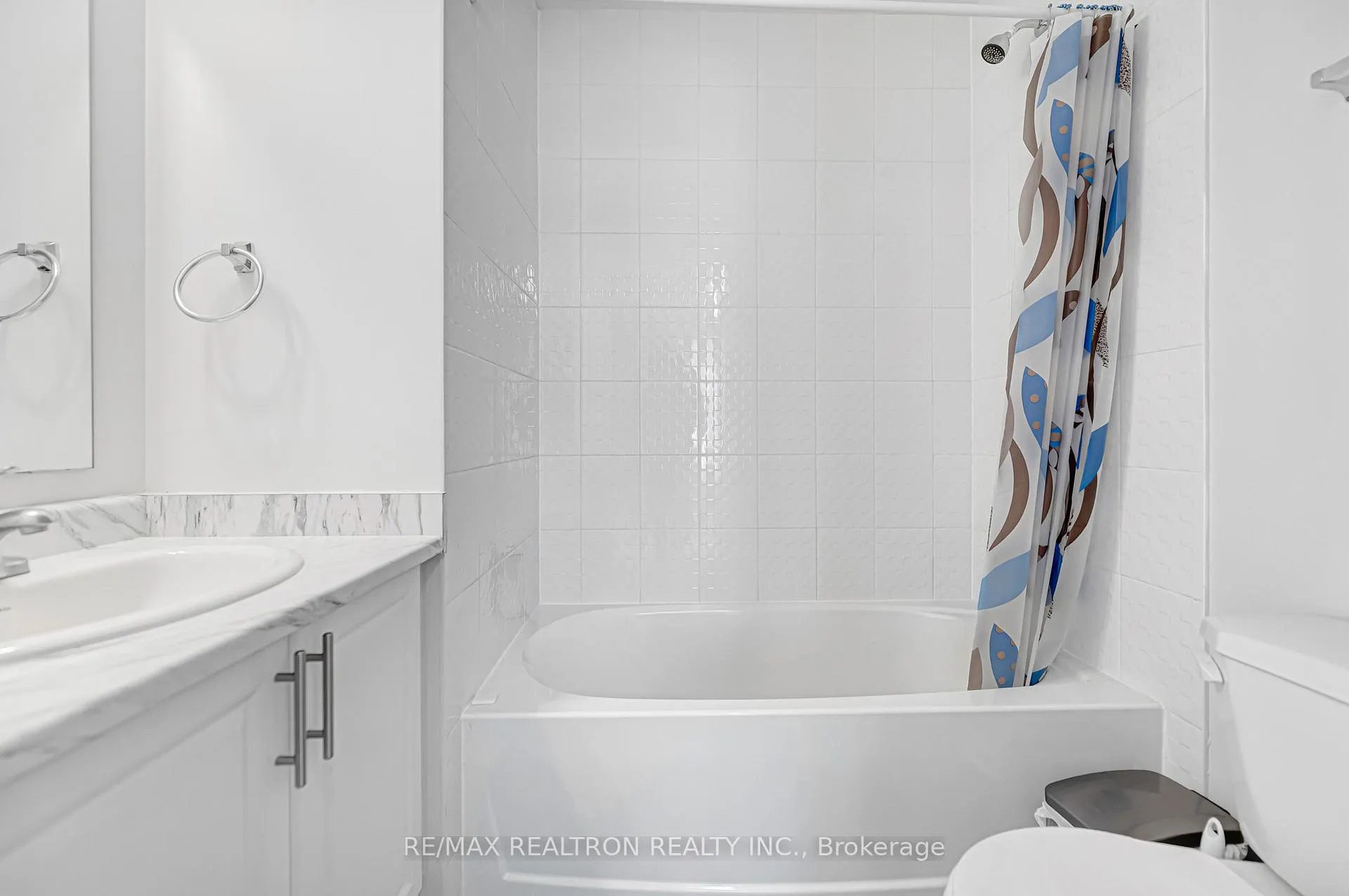 Photo 20 of 51 Albert Lewis Street, Markham, Cornell — HOMEH