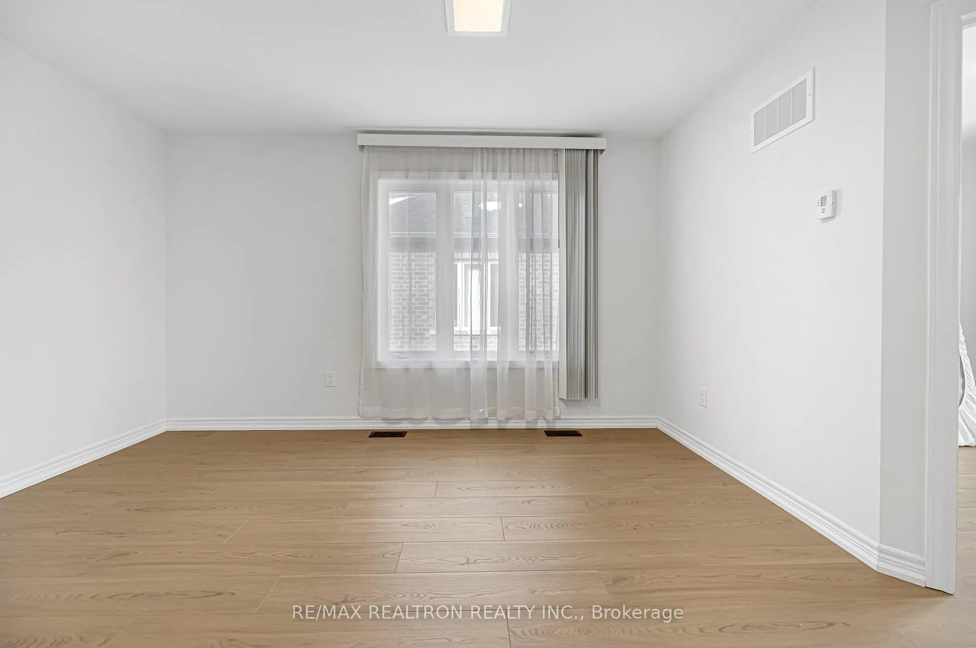 Photo 23 of 51 Albert Lewis Street, Markham, Cornell — HOMEH