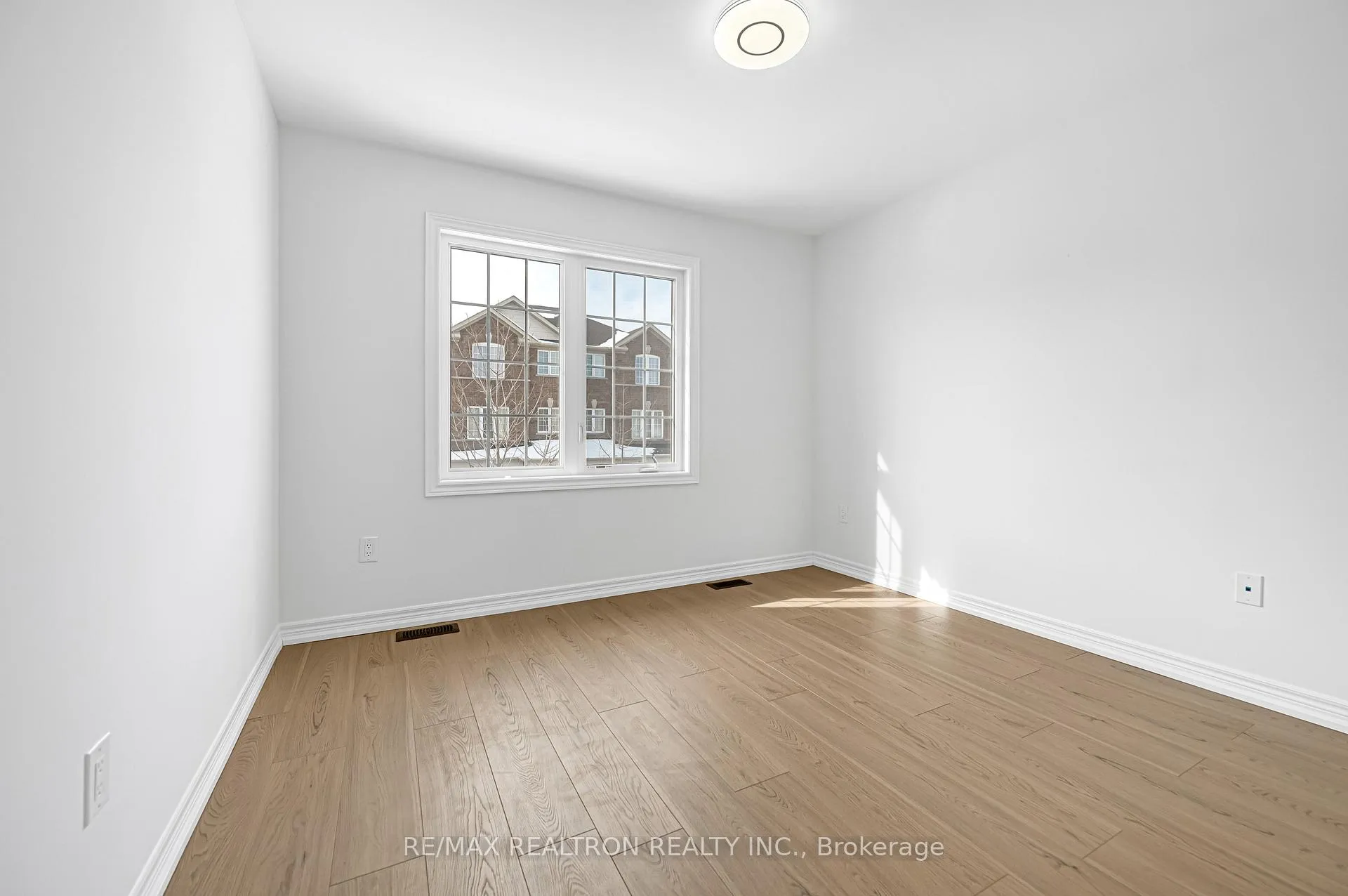 Photo 37 of 51 Albert Lewis Street, Markham, Cornell — HOMEH