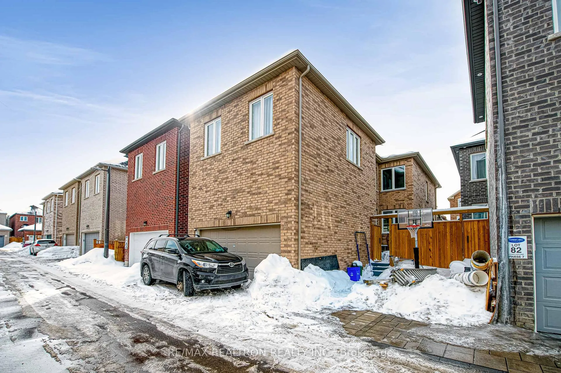 Photo 44 of 51 Albert Lewis Street, Markham, Cornell — HOMEH