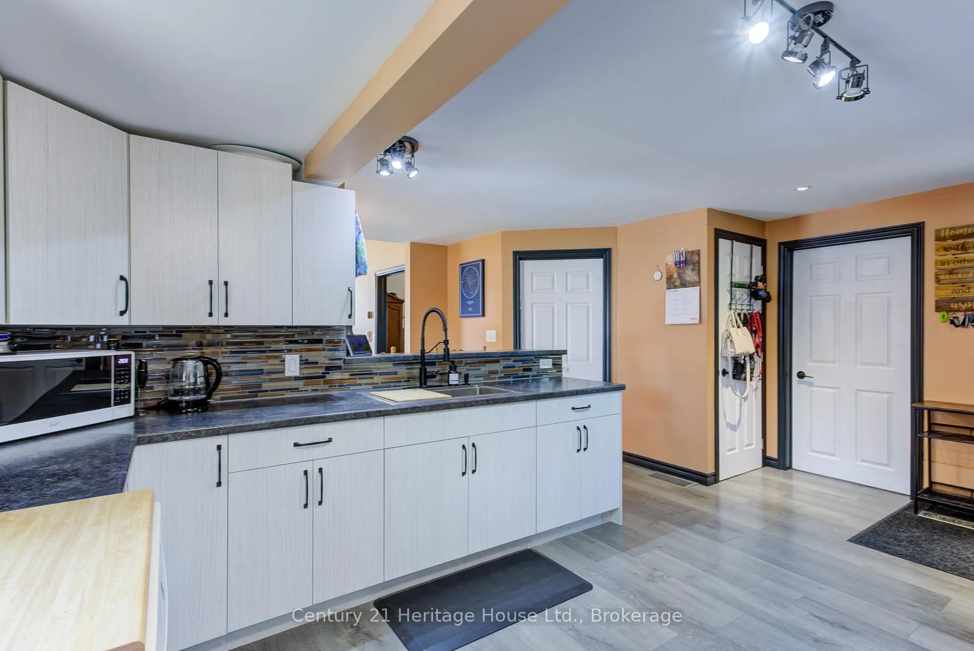 Photo 12 of 276 12TH Street, Hanover — HOMEH