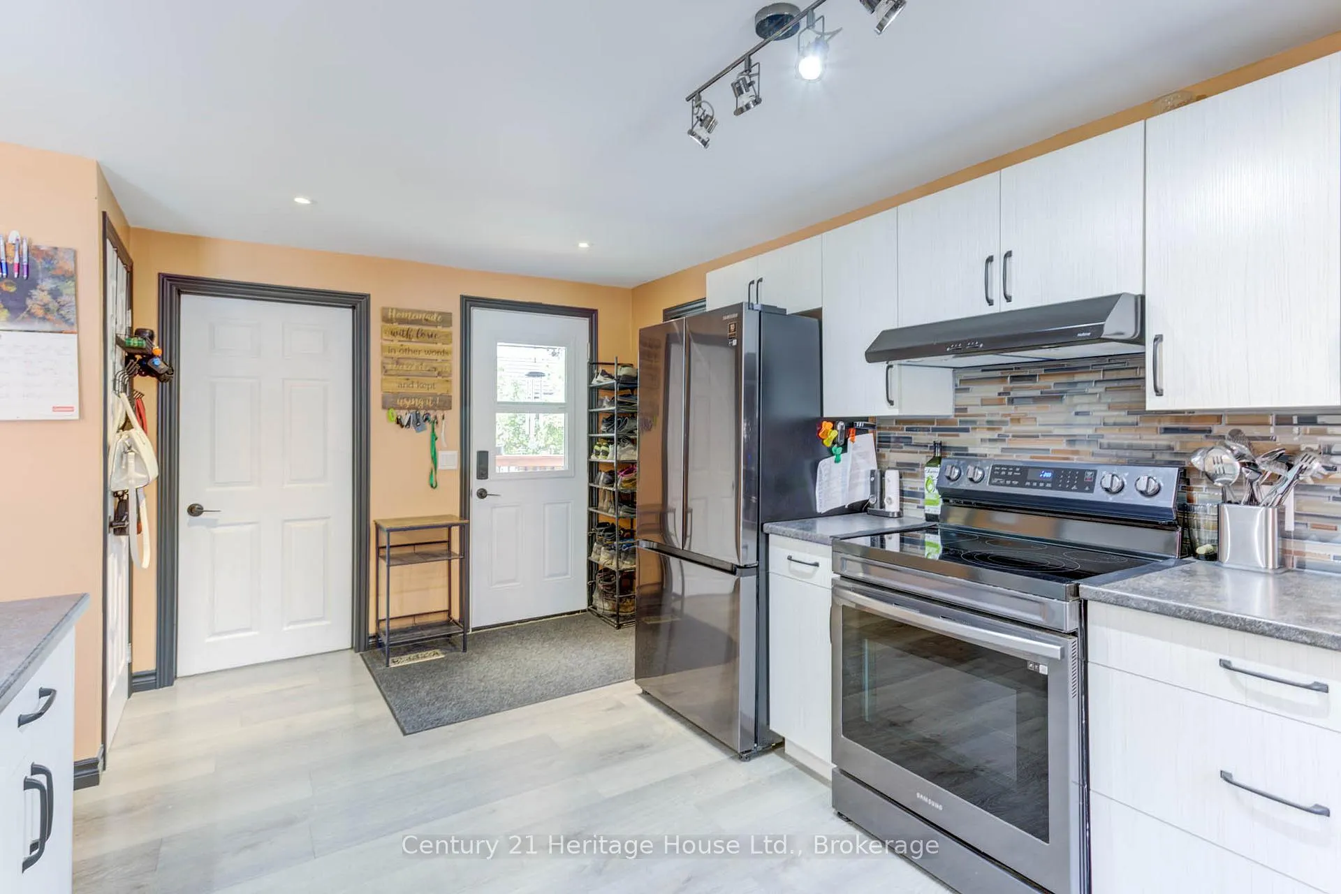 Photo 16 of 276 12TH Street, Hanover — HOMEH