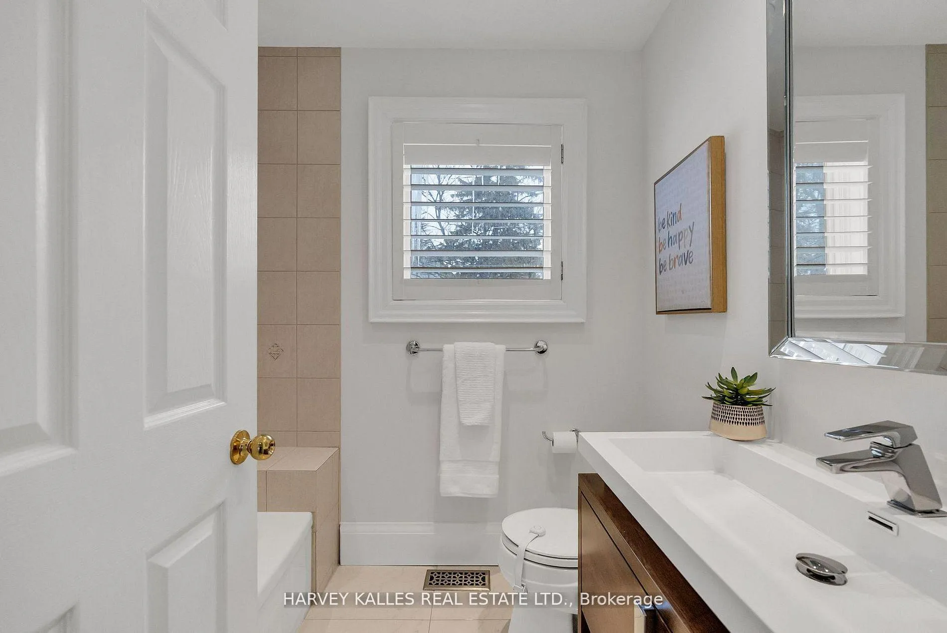 Photo 24 of 33 Glengowan Road, Toronto, Lawrence Park South — HOMEH