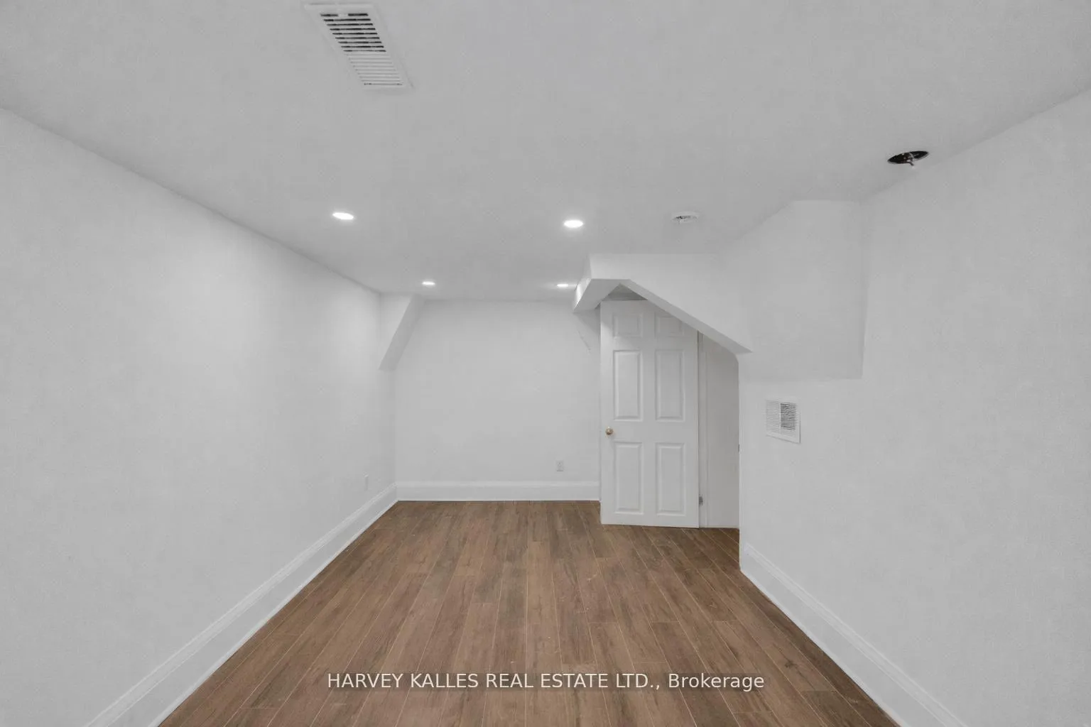 Photo 42 of 33 Glengowan Road, Toronto, Lawrence Park South — HOMEH