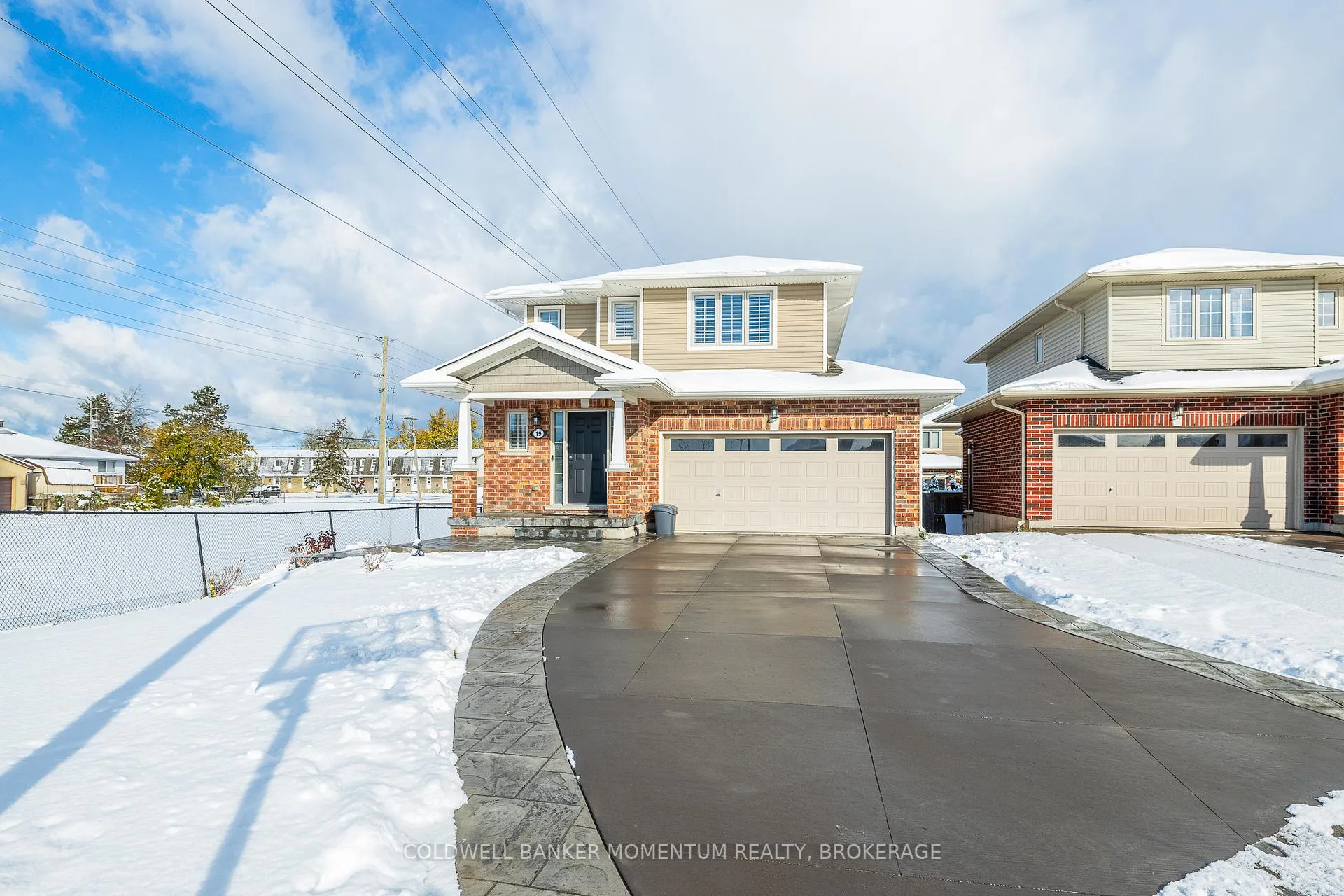 Photo 1 of 19 Kenmar Court, St. Catharines, Secord Woods — HOMEH