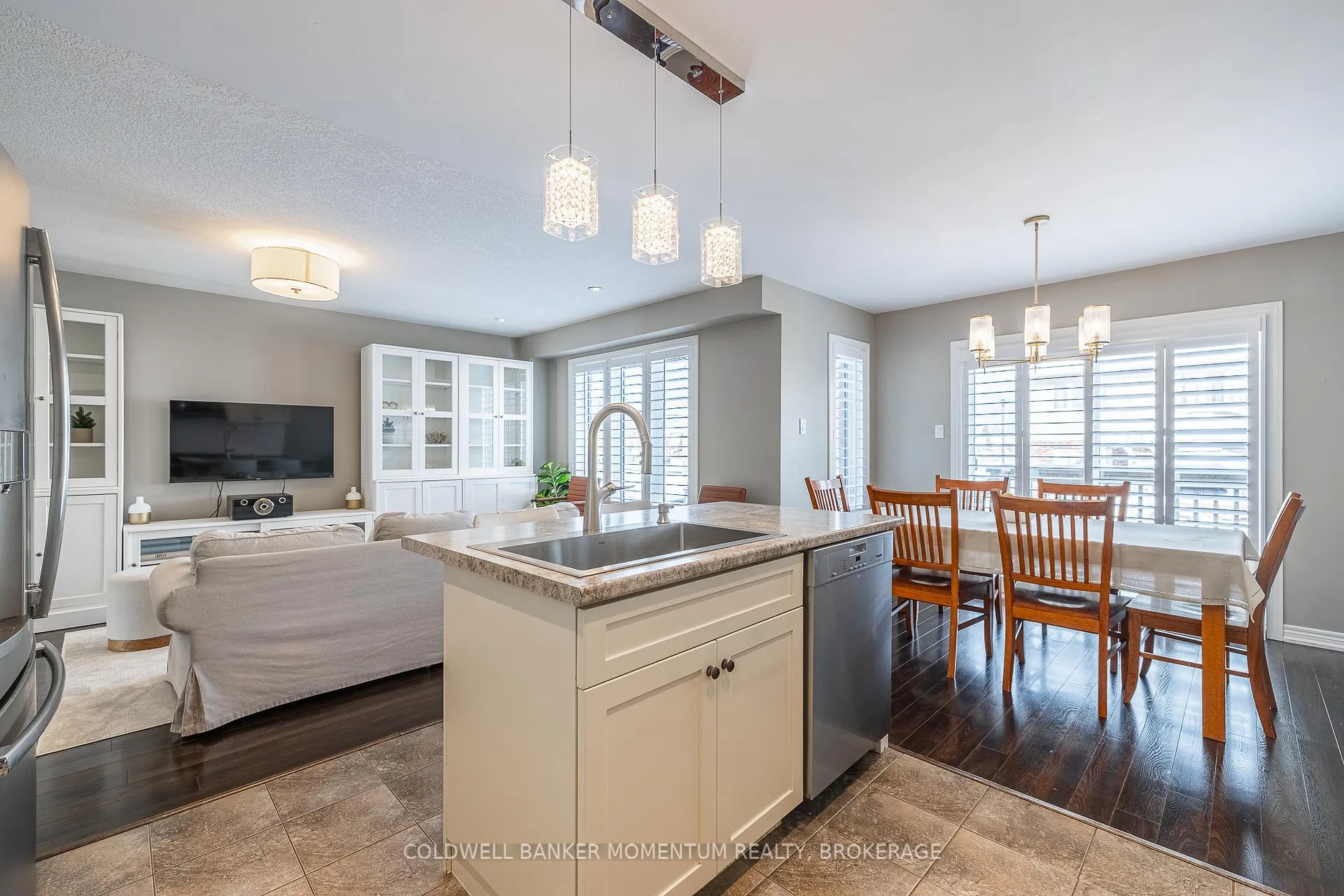 Photo 18 of 19 Kenmar Court, St. Catharines, Secord Woods — HOMEH