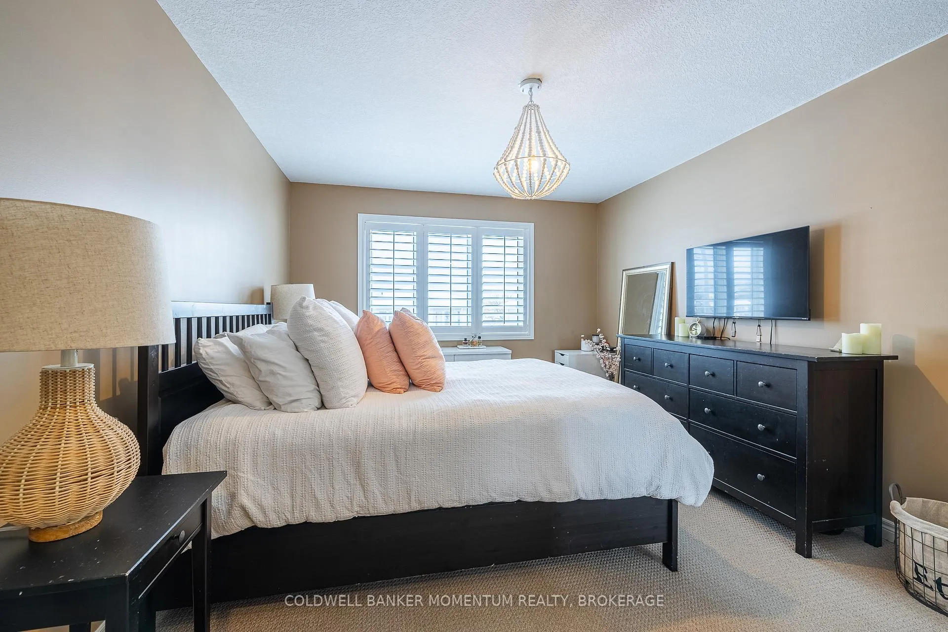 Photo 29 of 19 Kenmar Court, St. Catharines, Secord Woods — HOMEH
