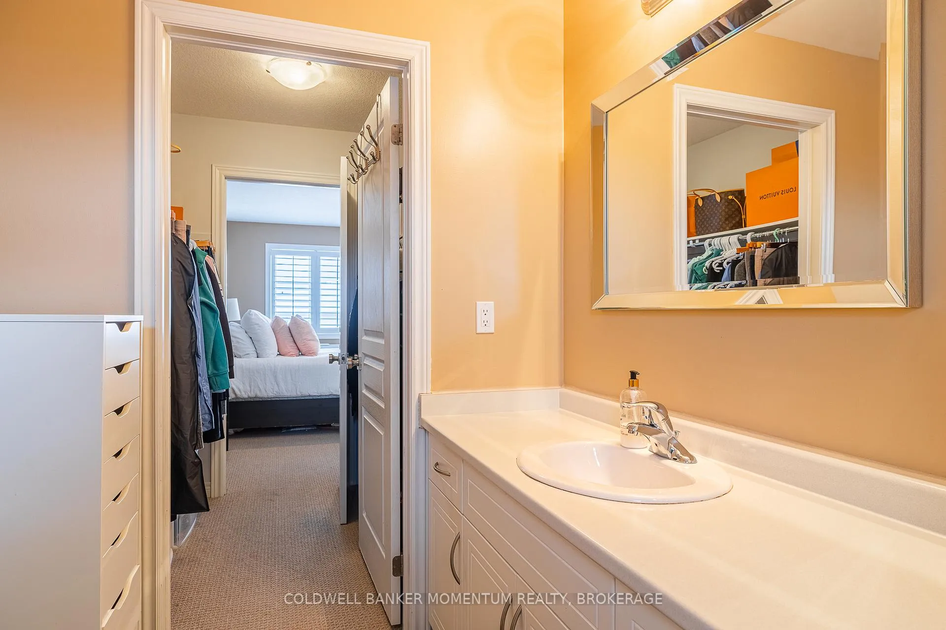 Photo 32 of 19 Kenmar Court, St. Catharines, Secord Woods — HOMEH