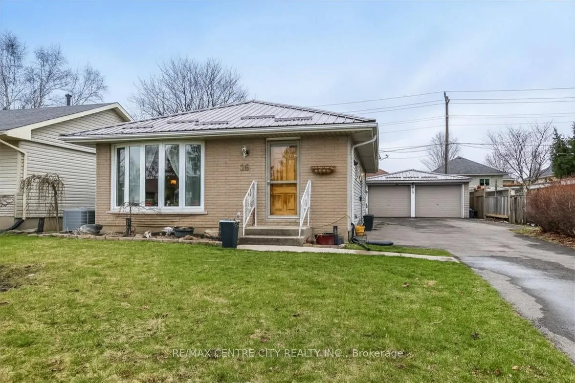 Photo 2 of 26 Manor Road, St. Thomas — HOMEH
