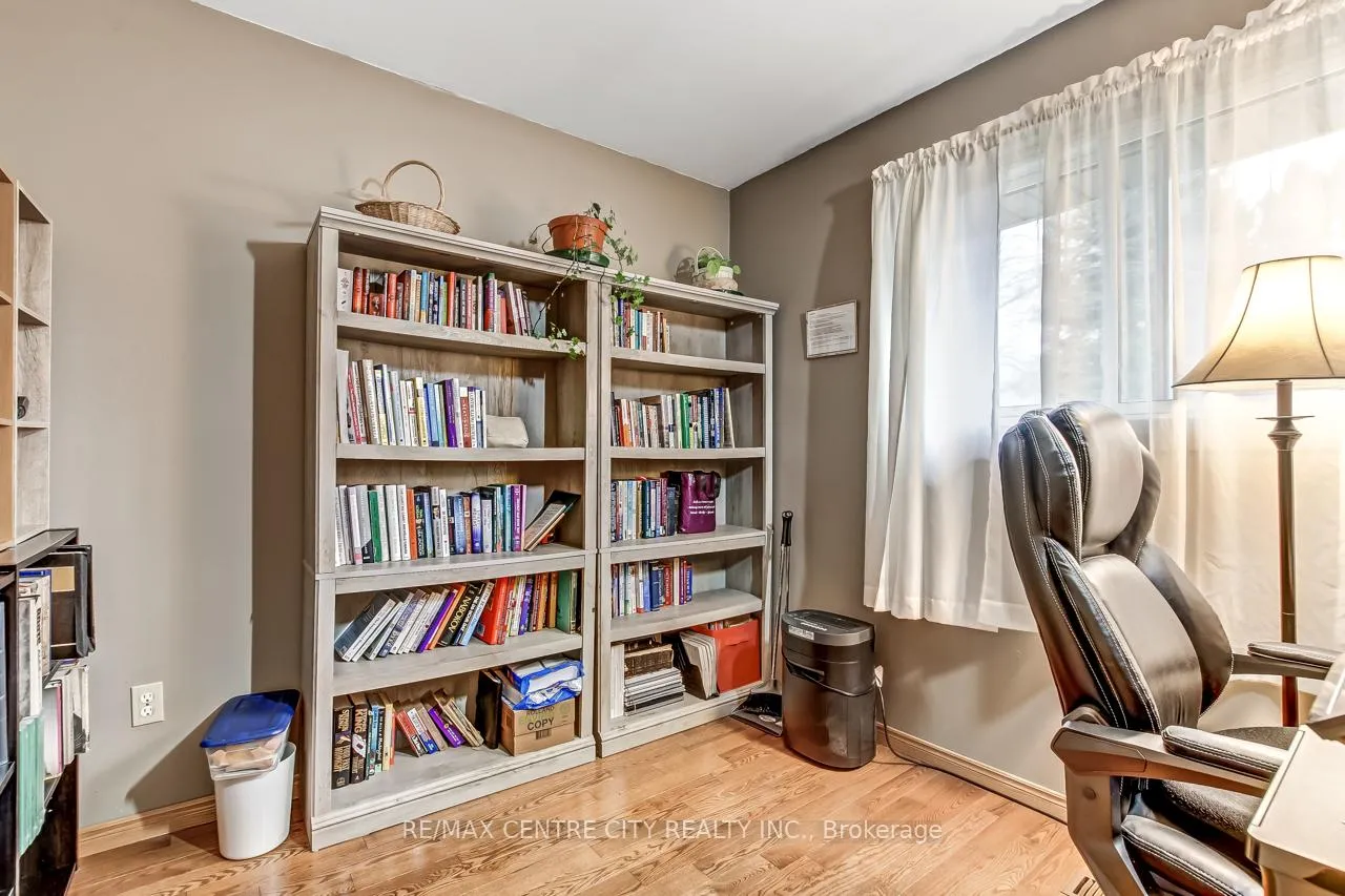 Photo 12 of 26 Manor Road, St. Thomas — HOMEH