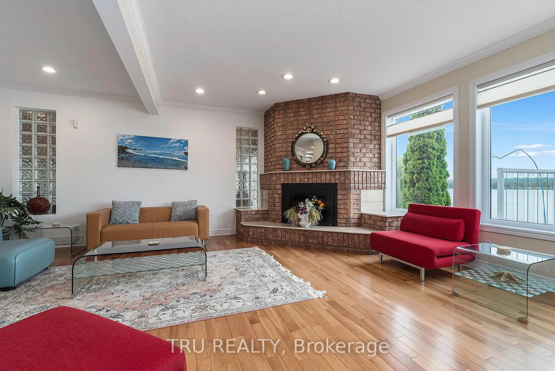 Photo 5 of 1915 Regional Road 174 Highway, Ottawa, Camelot — HOMEH