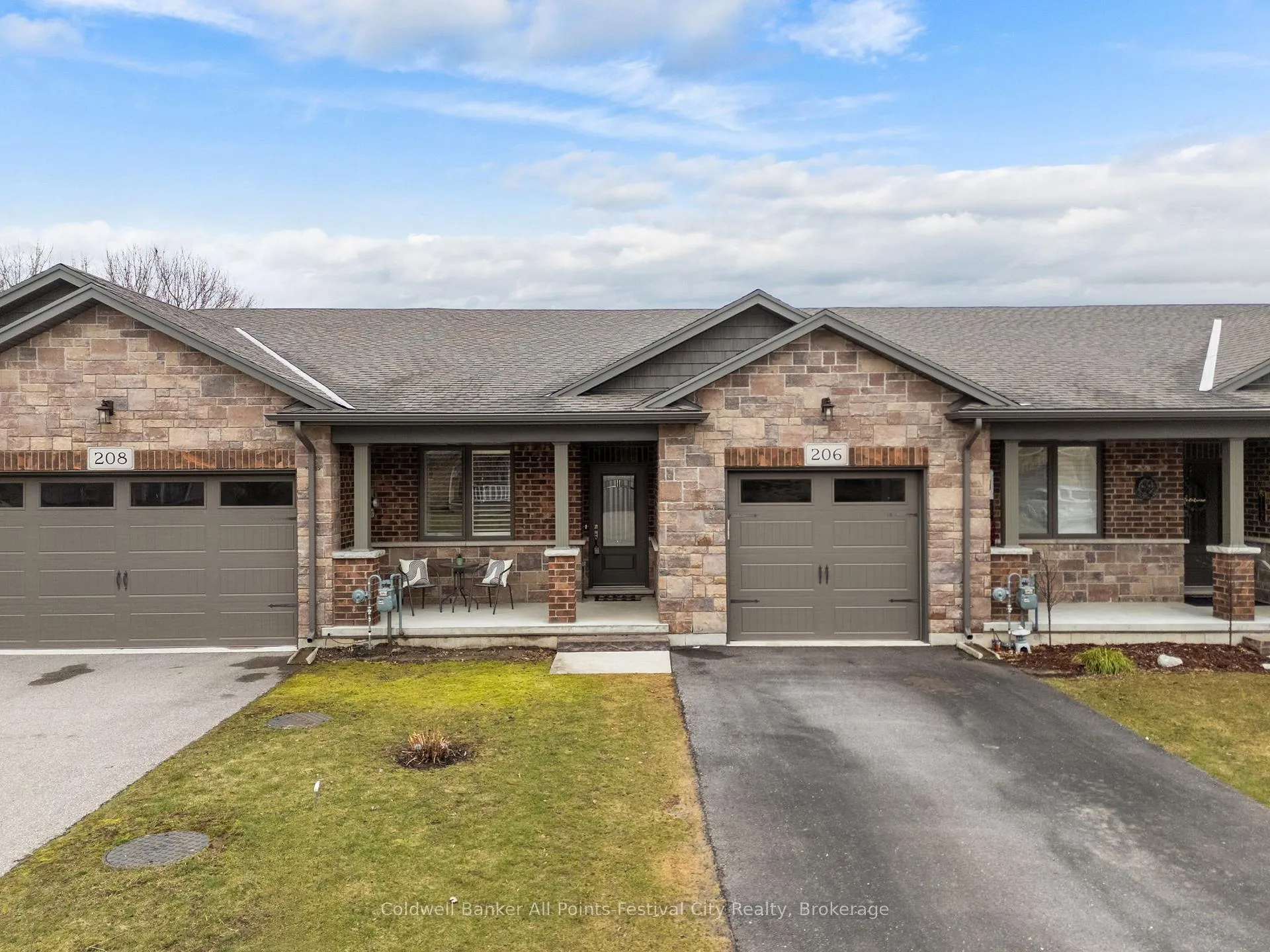 Photo 44 of 206 Bennett Street E, Goderich, Goderich (Town) — HOMEH