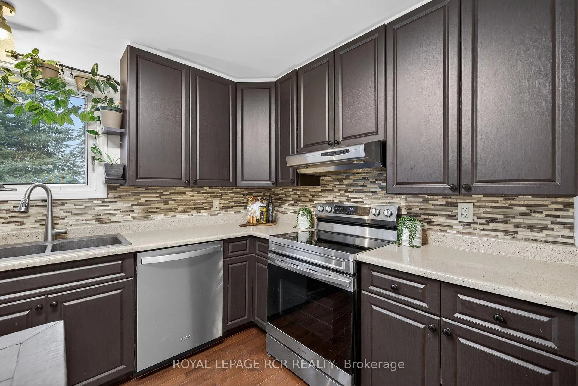 Photo 16 of 11 Hilltop Drive, Caledon, Caledon East — HOMEH