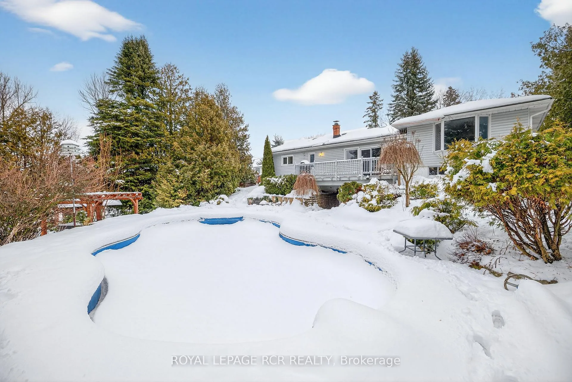 Photo 28 of 11 Hilltop Drive, Caledon, Caledon East — HOMEH