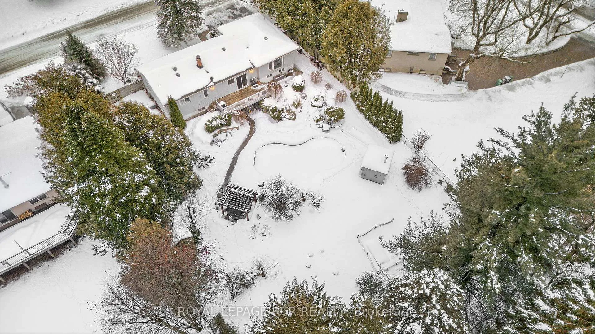 Photo 33 of 11 Hilltop Drive, Caledon, Caledon East — HOMEH