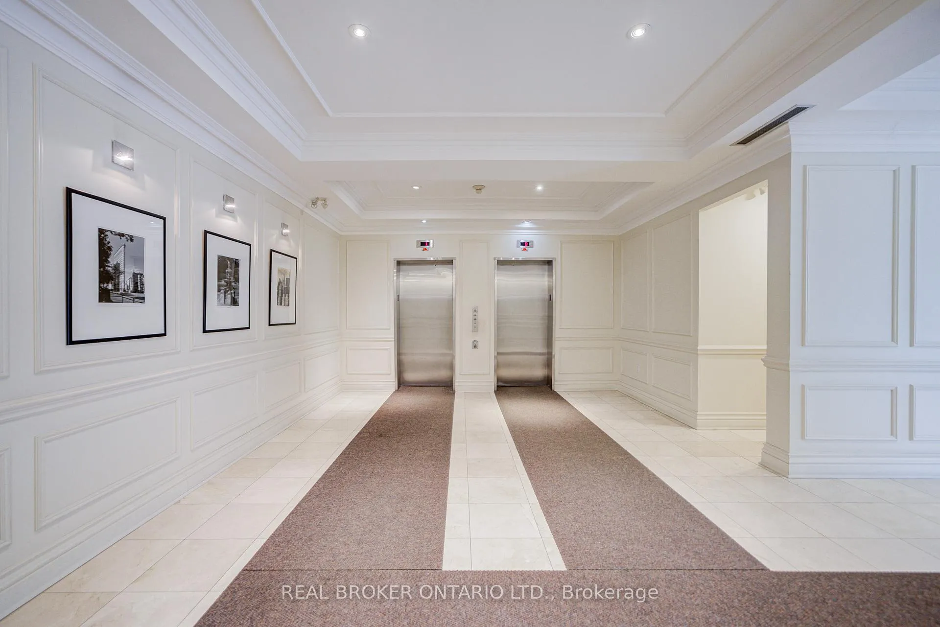 Photo 5 of Unit 406, 562 Eglinton Avenue E, Toronto, Mount Pleasant East — HOMEH