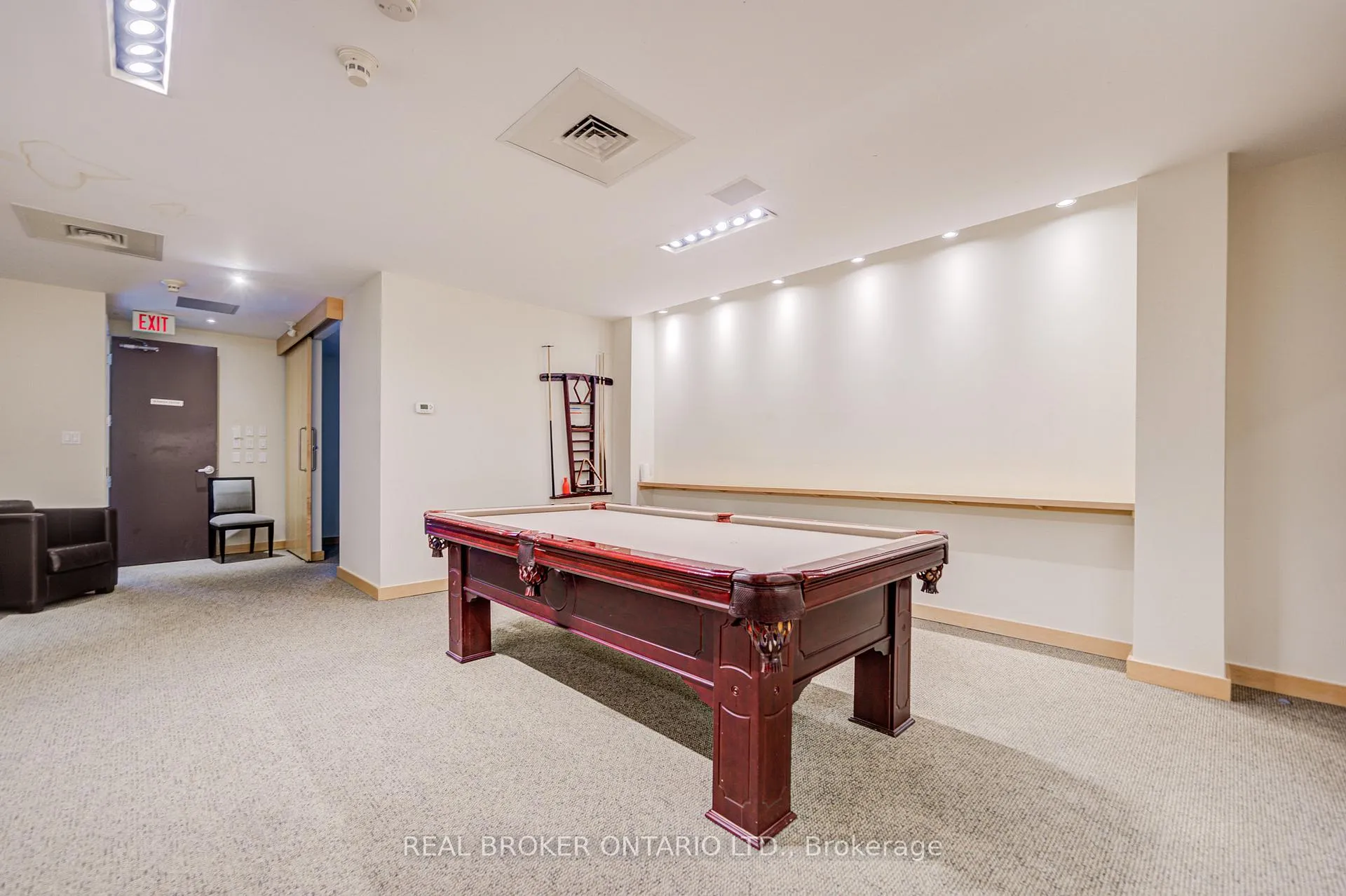 Photo 24 of Unit 406, 562 Eglinton Avenue E, Toronto, Mount Pleasant East — HOMEH