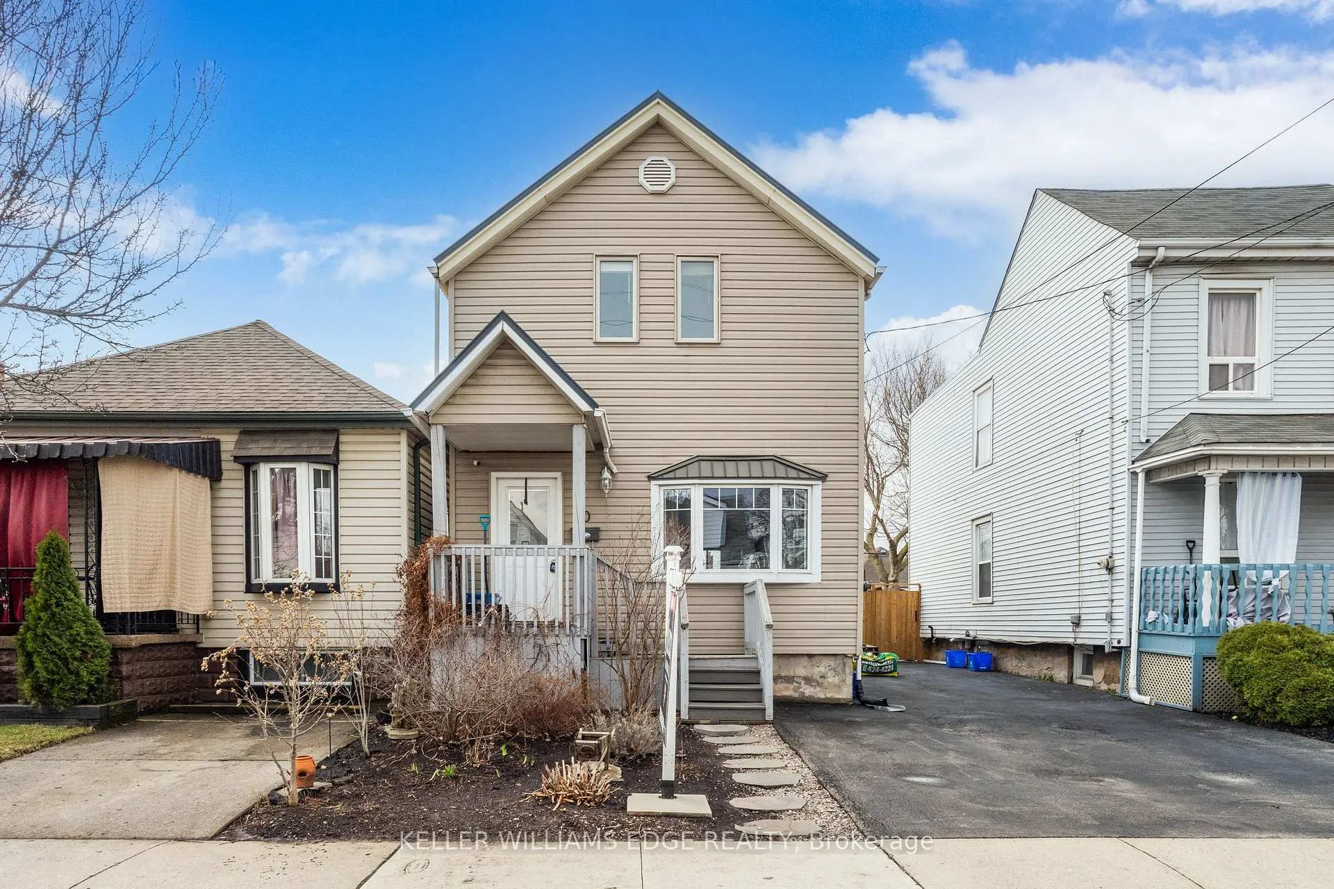 Photo 2 of 20 Cambridge Avenue, Hamilton, Crown Point — HOMEH