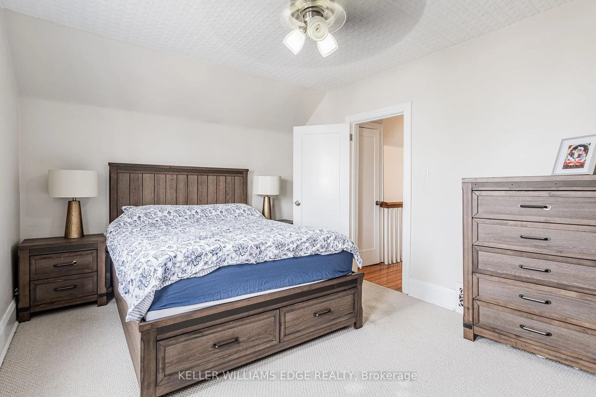 Photo 19 of 20 Cambridge Avenue, Hamilton, Crown Point — HOMEH