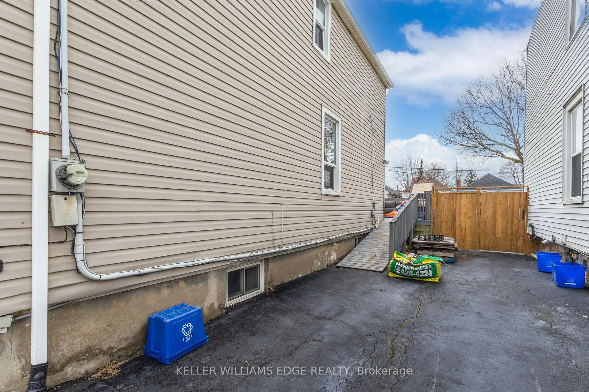 Photo 37 of 20 Cambridge Avenue, Hamilton, Crown Point — HOMEH
