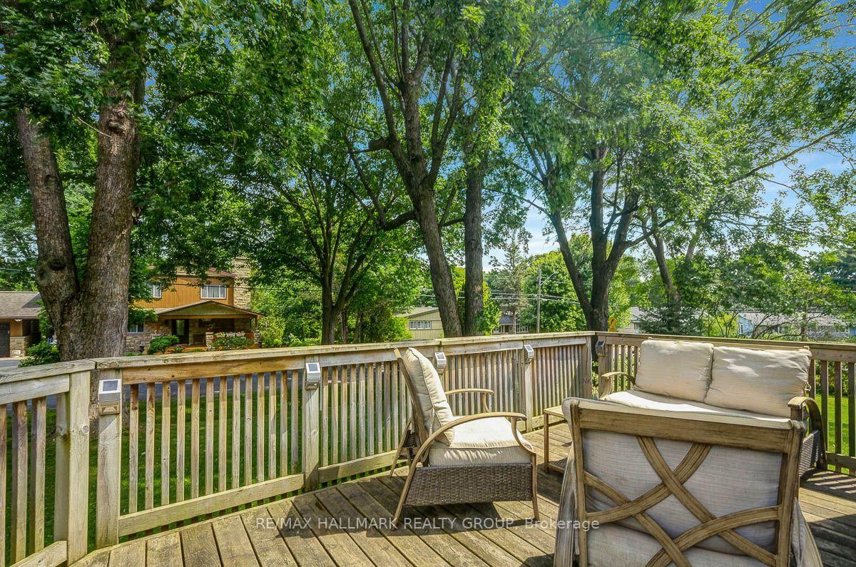 Photo 4 of 5483 West River Drive, Ottawa, Manotick Long Island & Nicholls Island — HOMEH