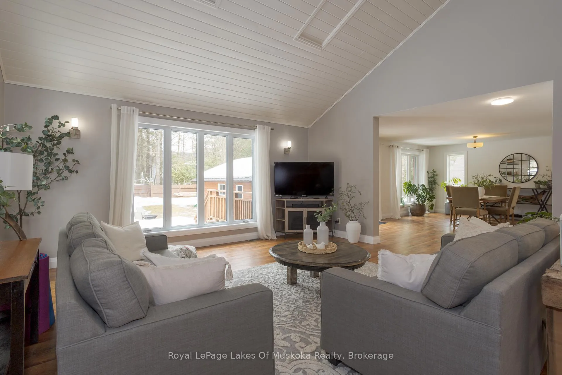 Photo 9 of 9 Daleman Drive, Bracebridge, Monck (Bracebridge) — HOMEH