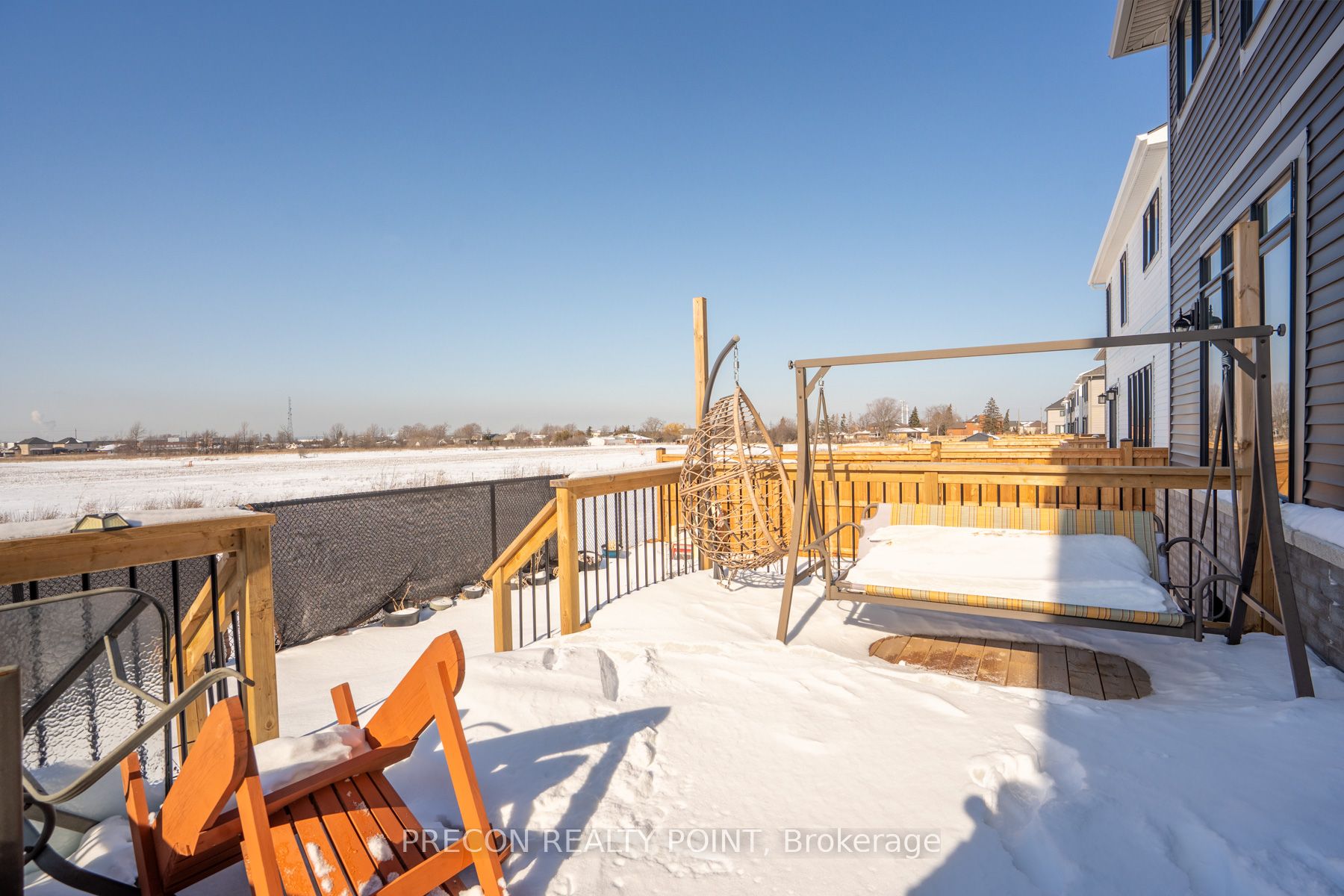 Photo 36 of 100 Starfire Crescent, Hamilton, Fruitland — HOMEH
