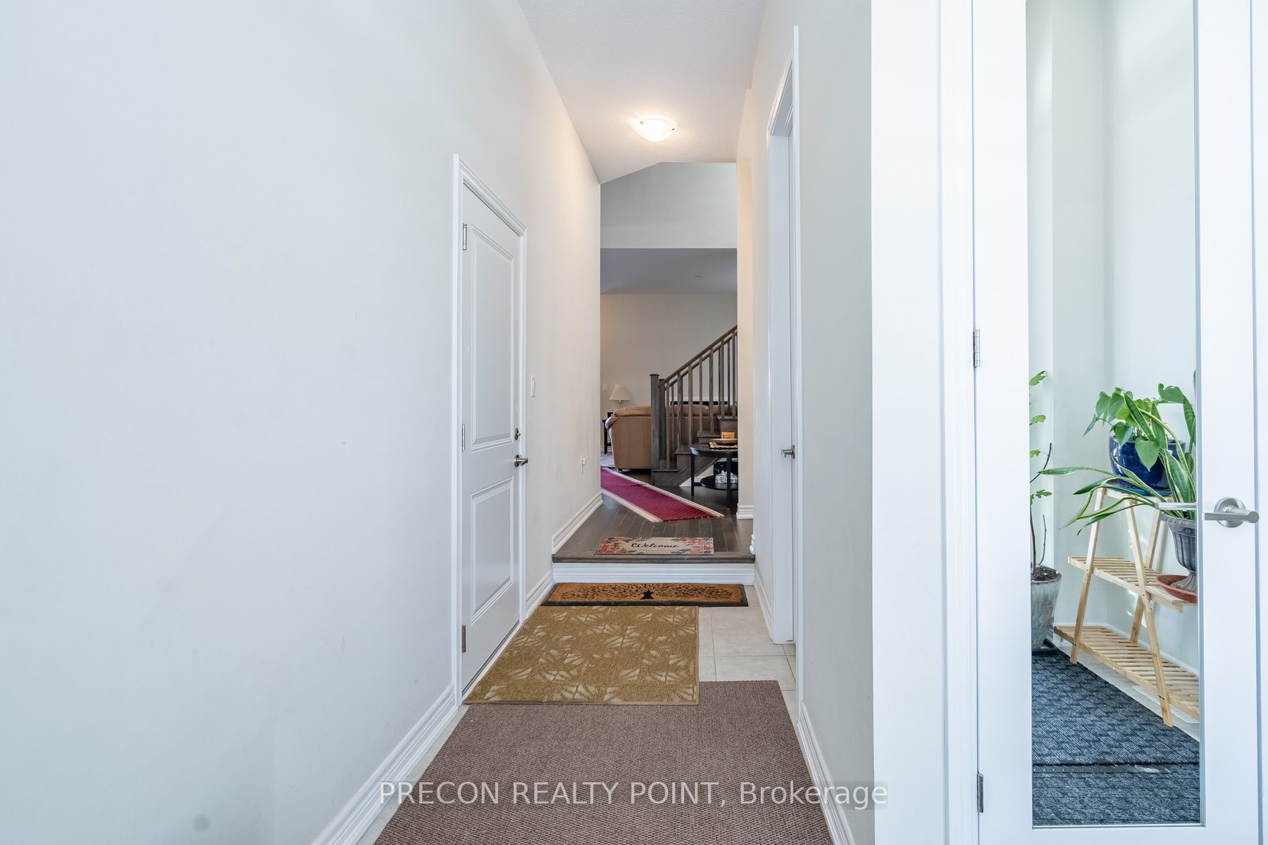 Photo 14 of 100 Starfire Crescent, Hamilton, Fruitland — HOMEH