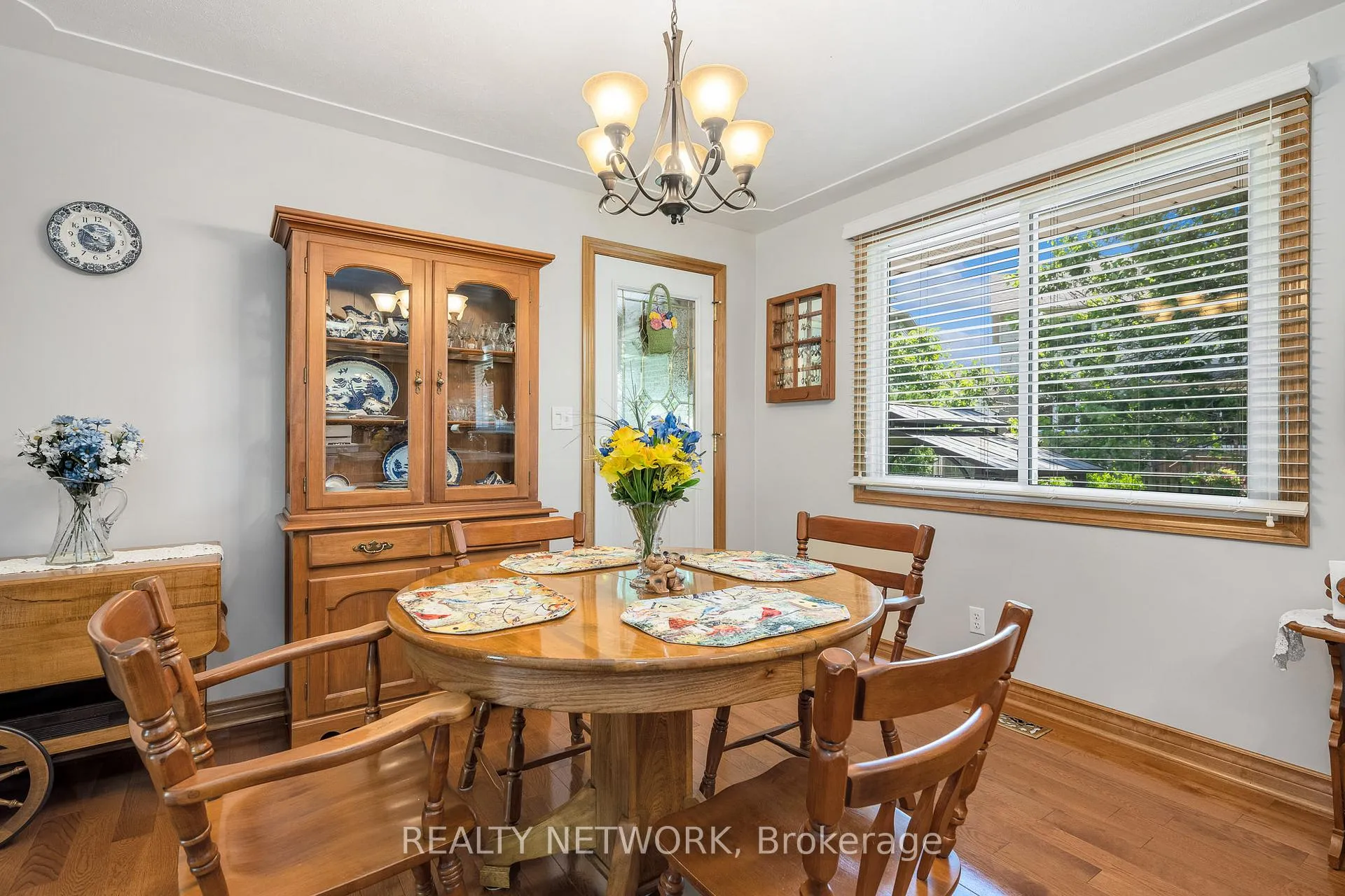 Photo 19 of 54 Valley Road, St. Catharines, Rykert/Vansickle — HOMEH