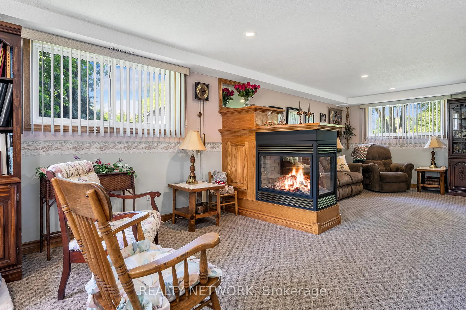 Photo 33 of 54 Valley Road, St. Catharines, Rykert/Vansickle — HOMEH